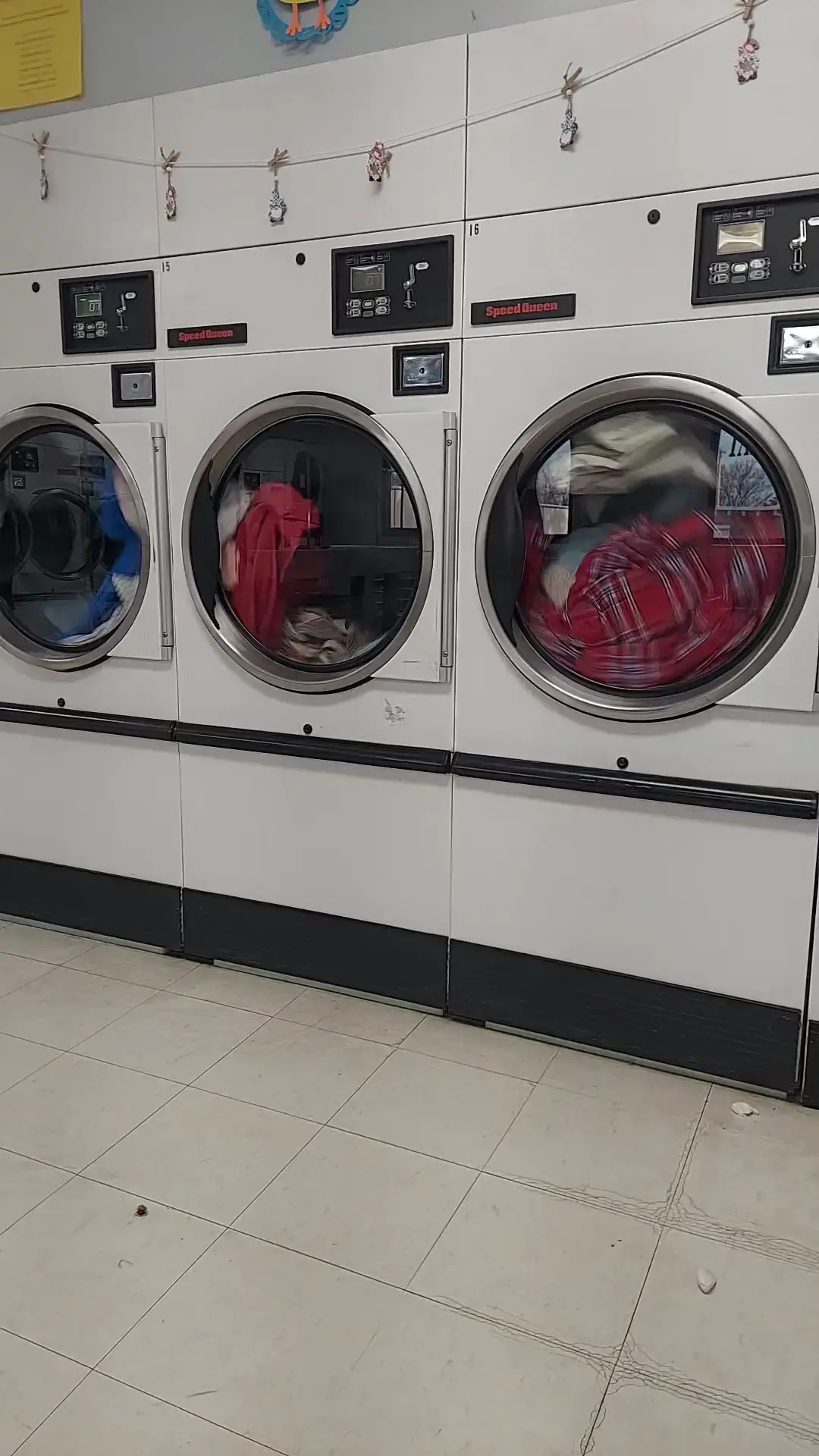 K & B Laundromat & Dry Cleaner thumbnail 1