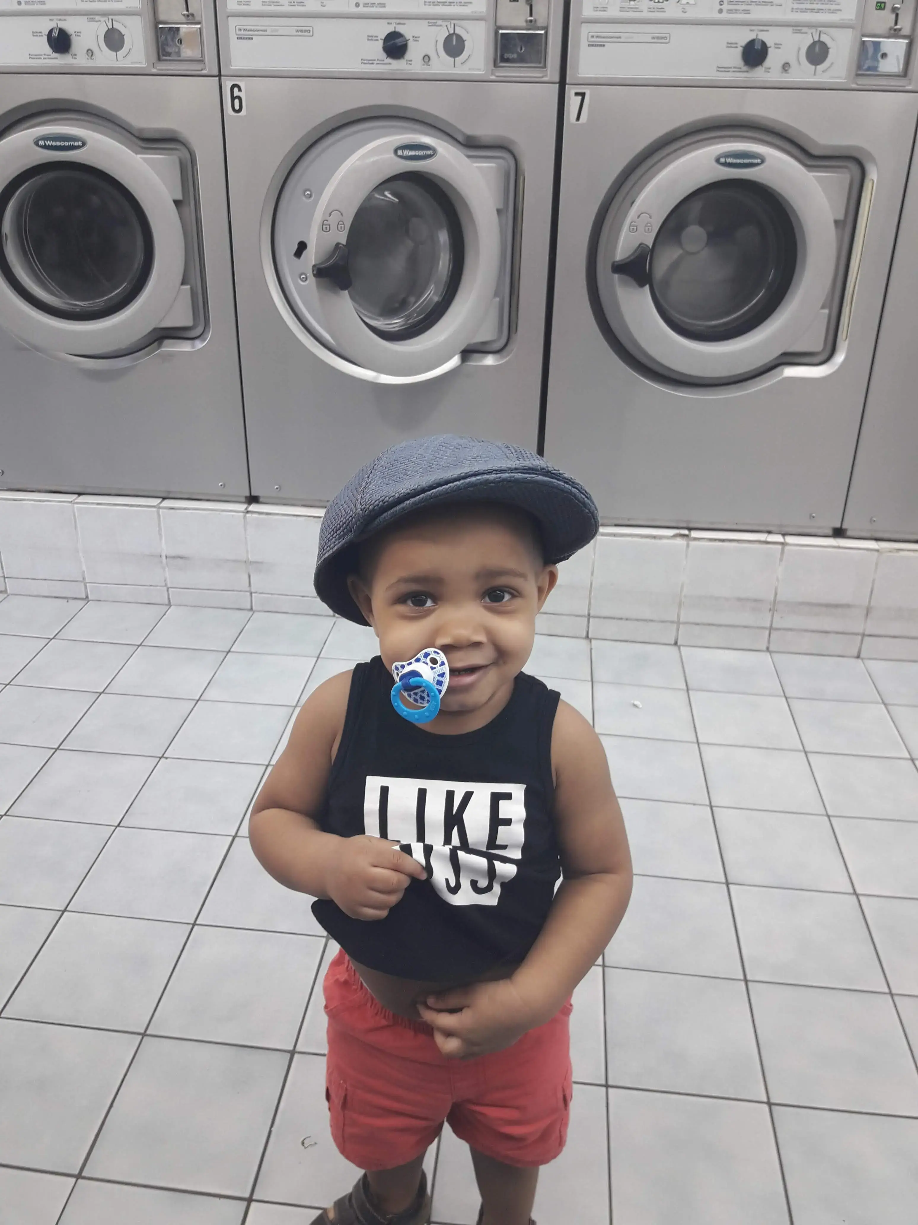 K & J Laundromat thumbnail 1