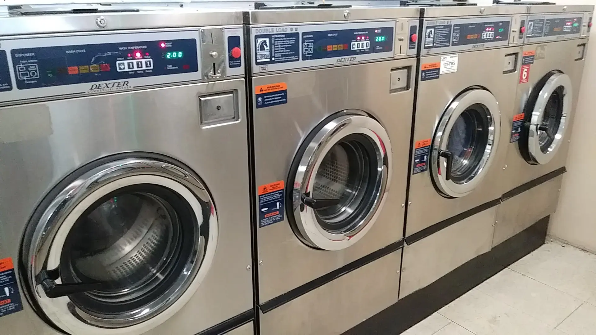 K & L Washhouse - Image 12