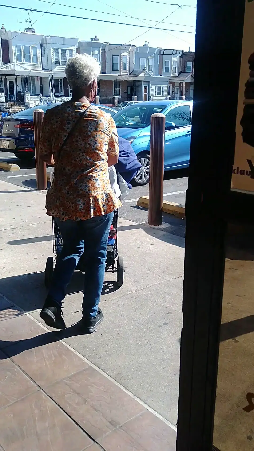 K & M Laundry thumbnail 2