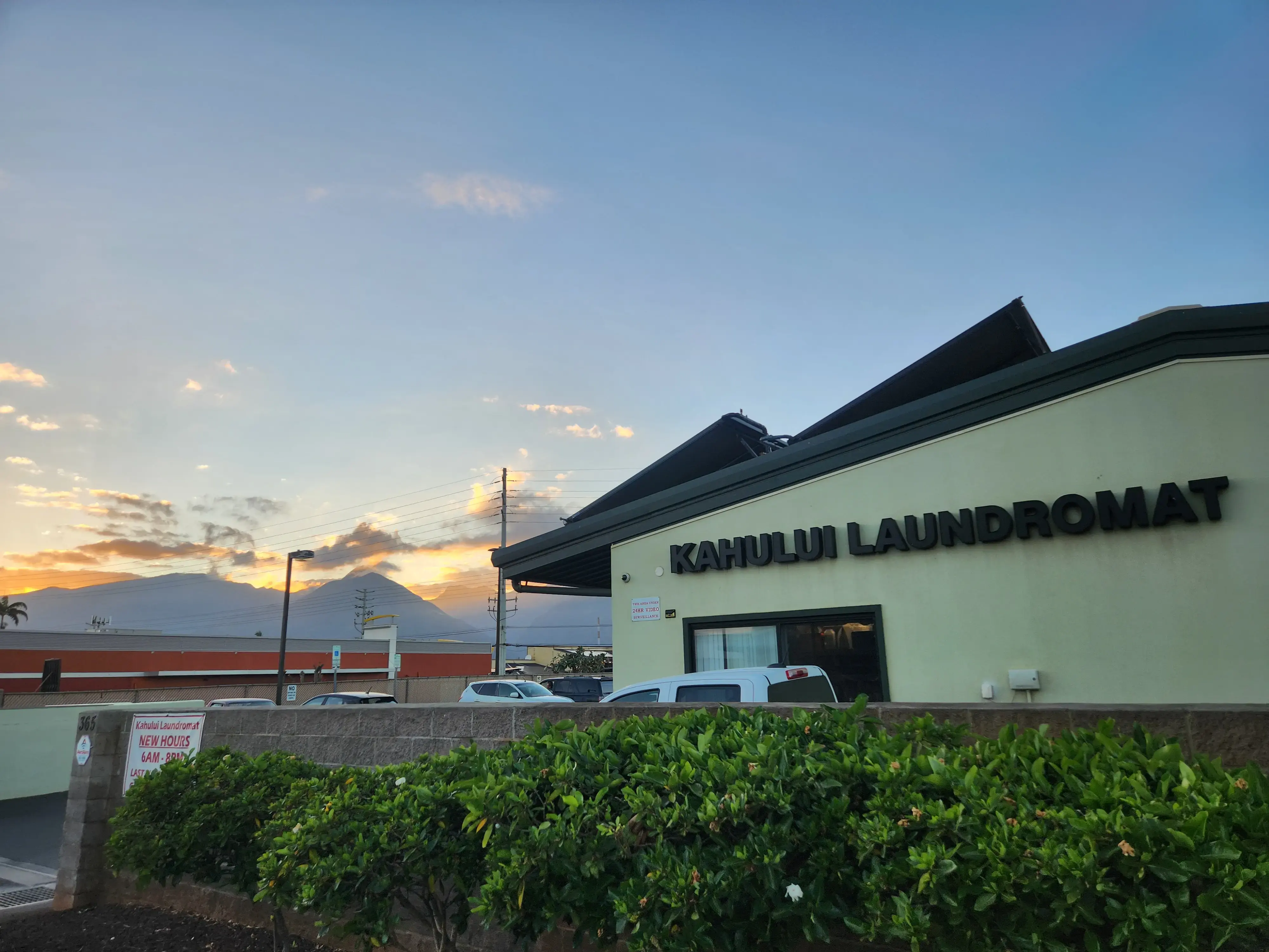 Kahului Laundromat - Image 8