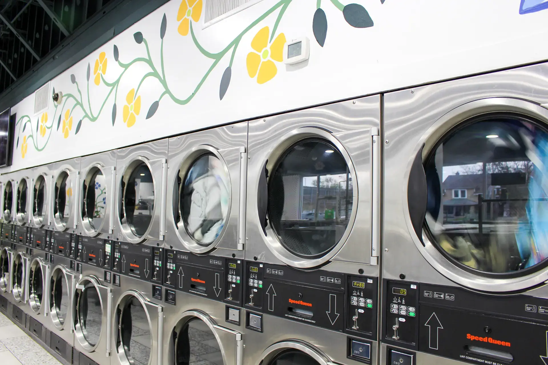 Kansas City Coin Laundry - Image 6