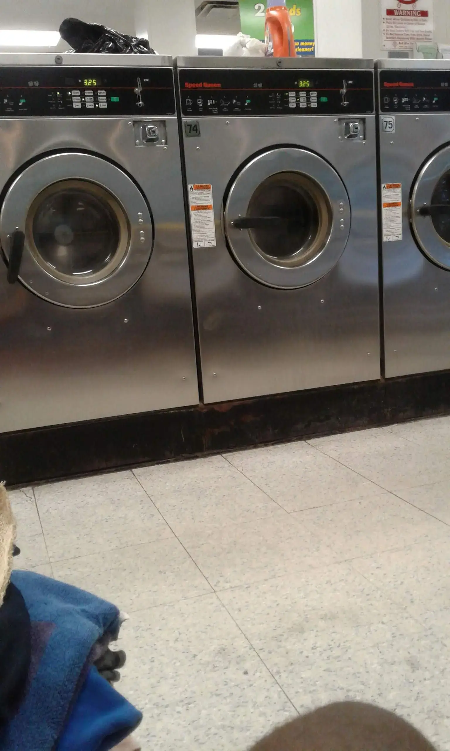Kansas City Coin Laundry thumbnail 15