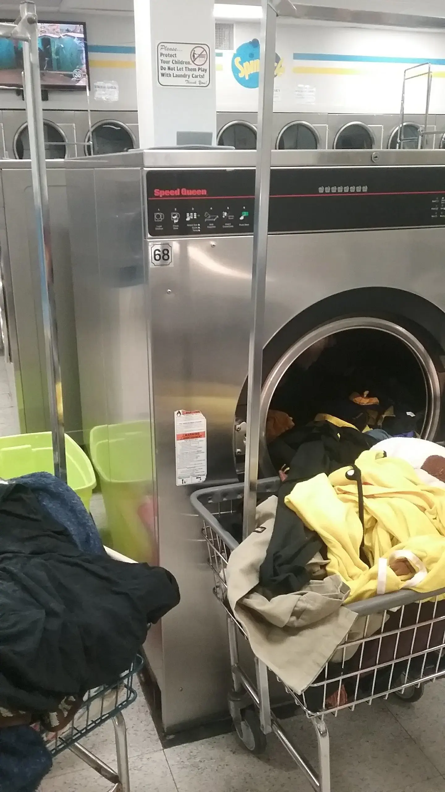 Kansas City Coin Laundry thumbnail 9