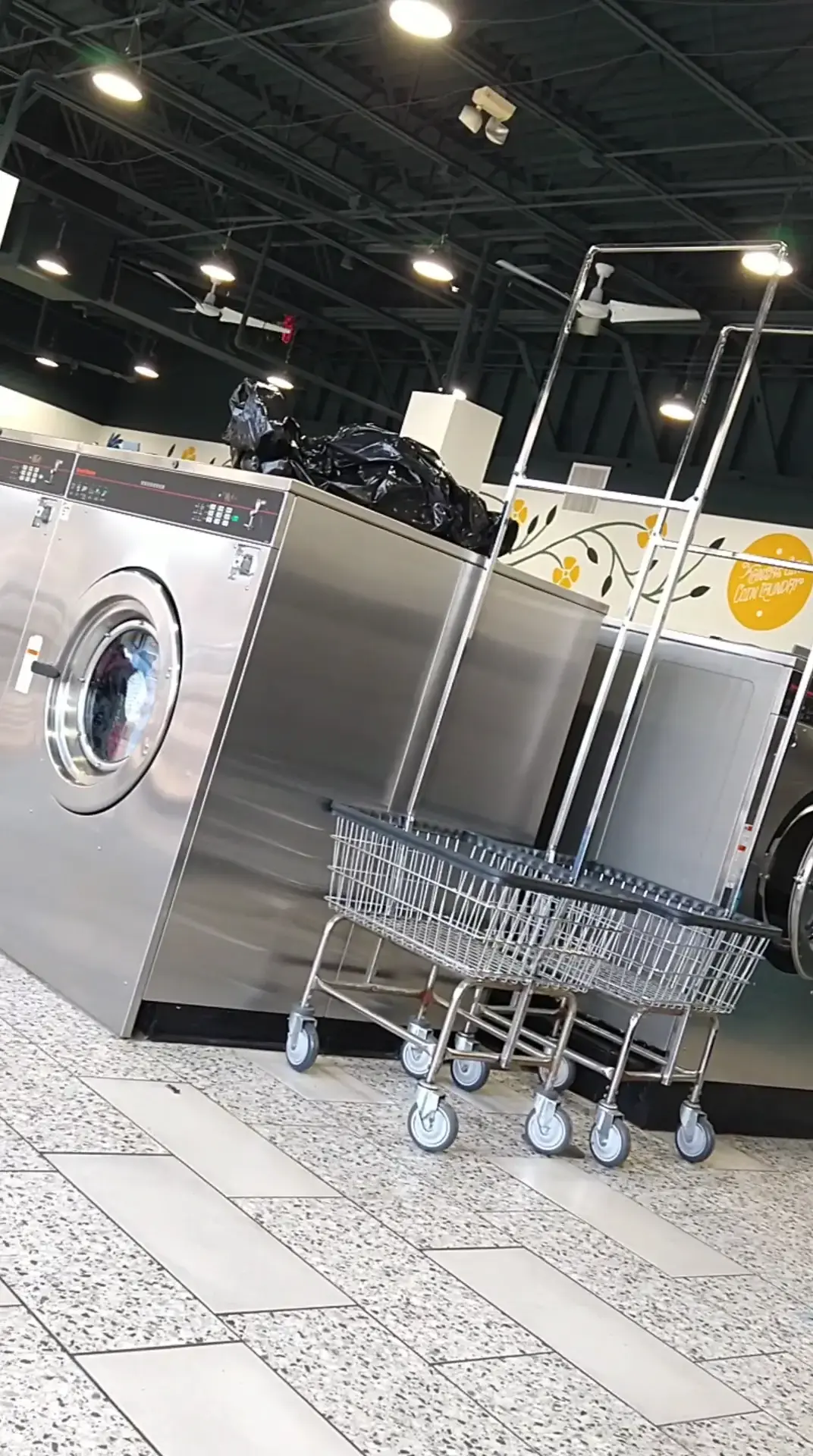 Kansas City Coin Laundry thumbnail 5