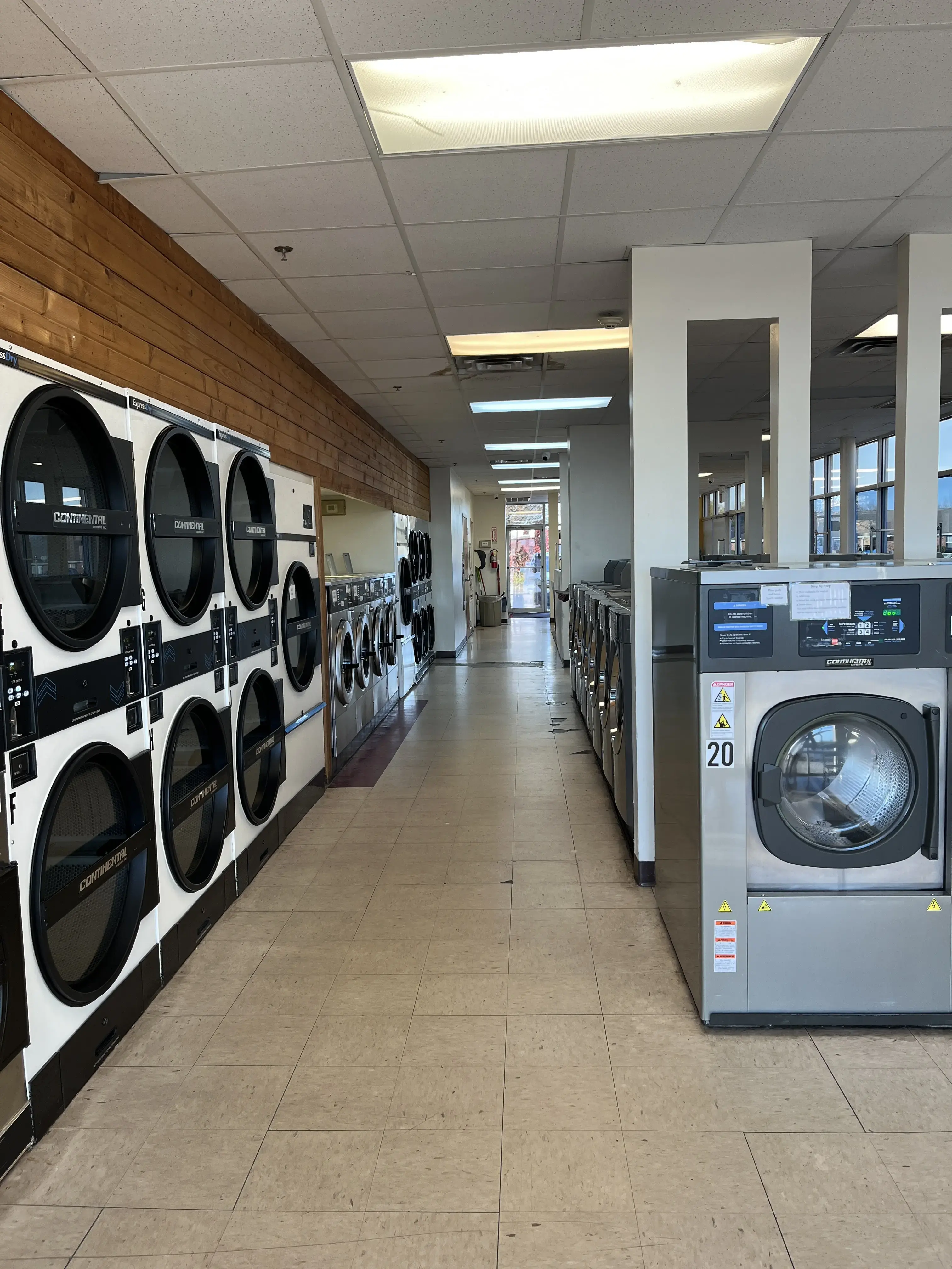 Kansas Square Laundry - Image 18