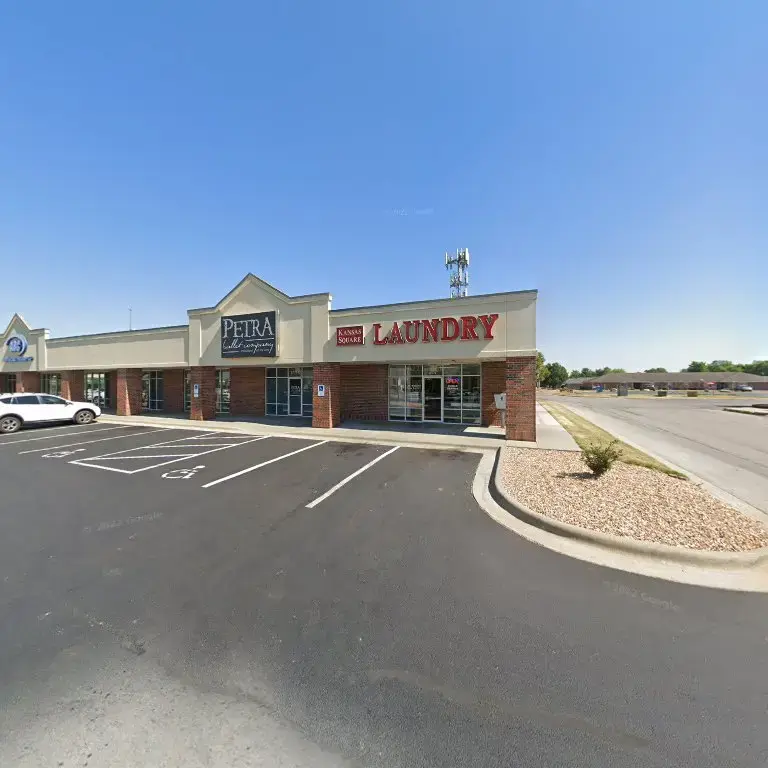 Kansas Square Laundry - Image 19