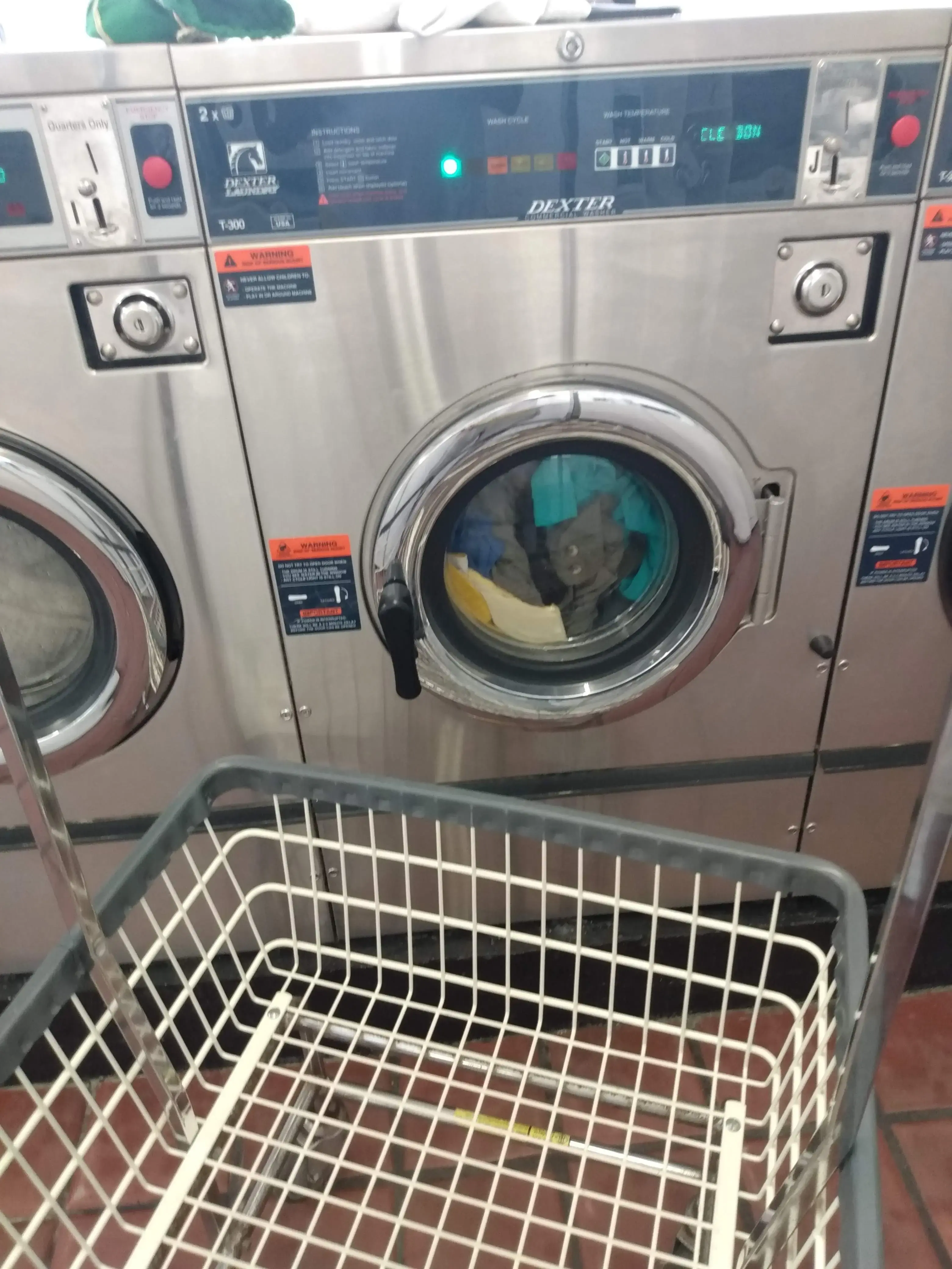 Kathy's Coin Laundry thumbnail 17