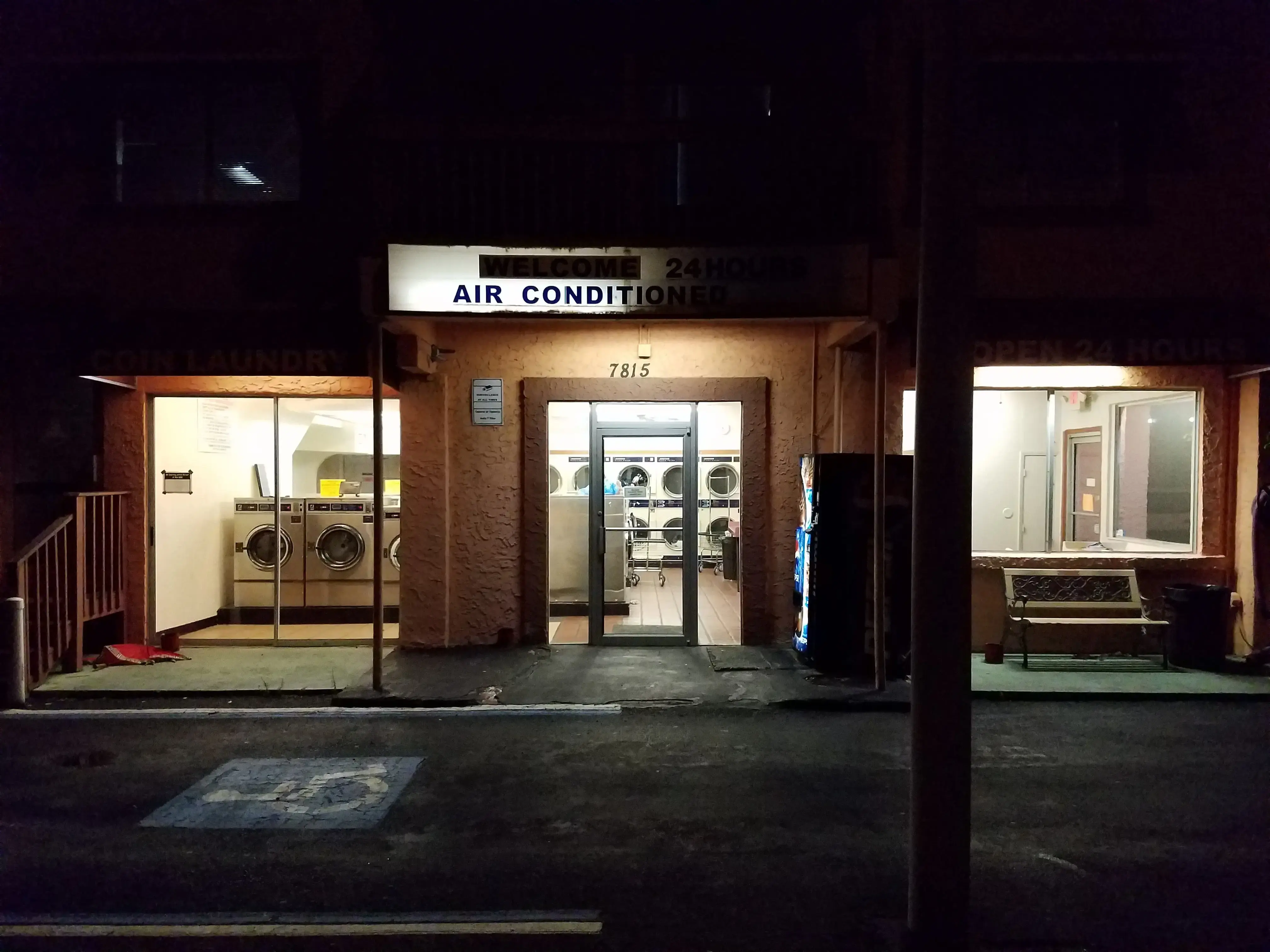 Kathy's Coin Laundry - Image 7