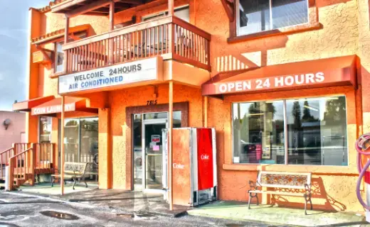 Kathy's Coin Laundry thumbnail 18