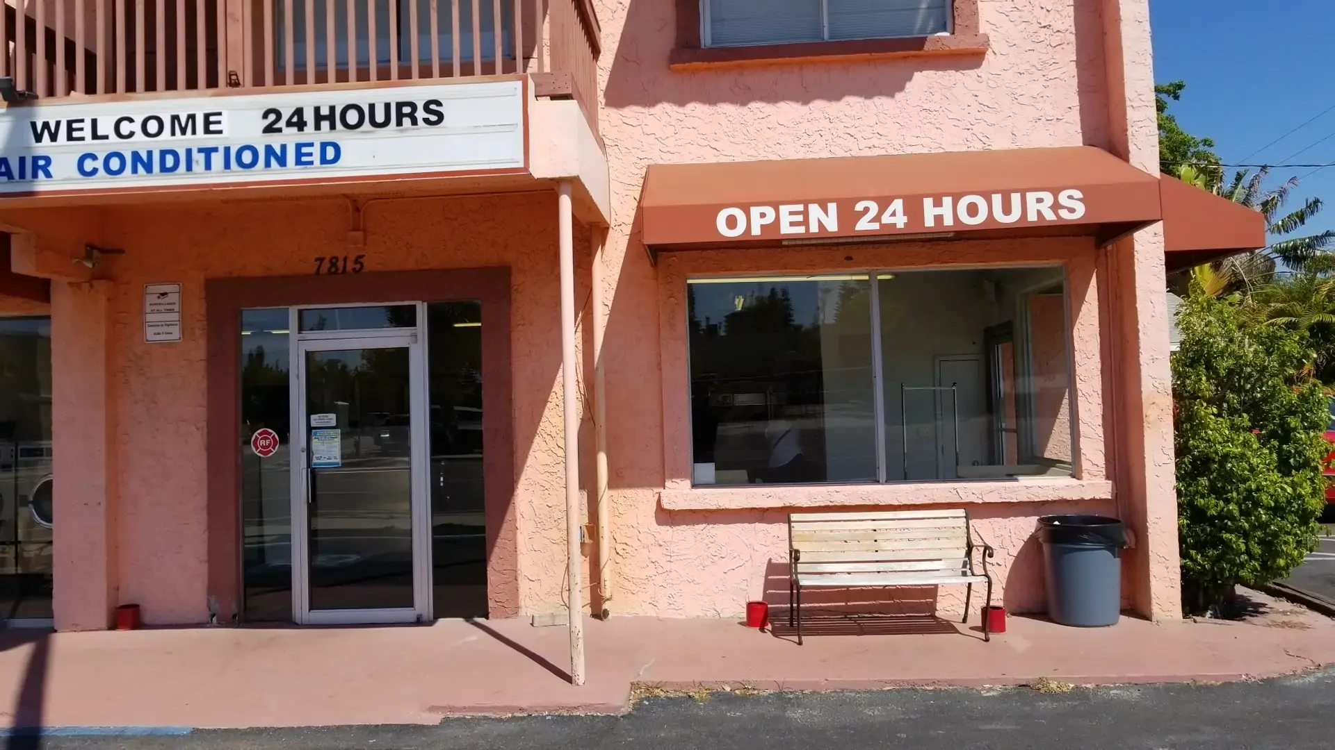 Kathy's Coin Laundry thumbnail 19