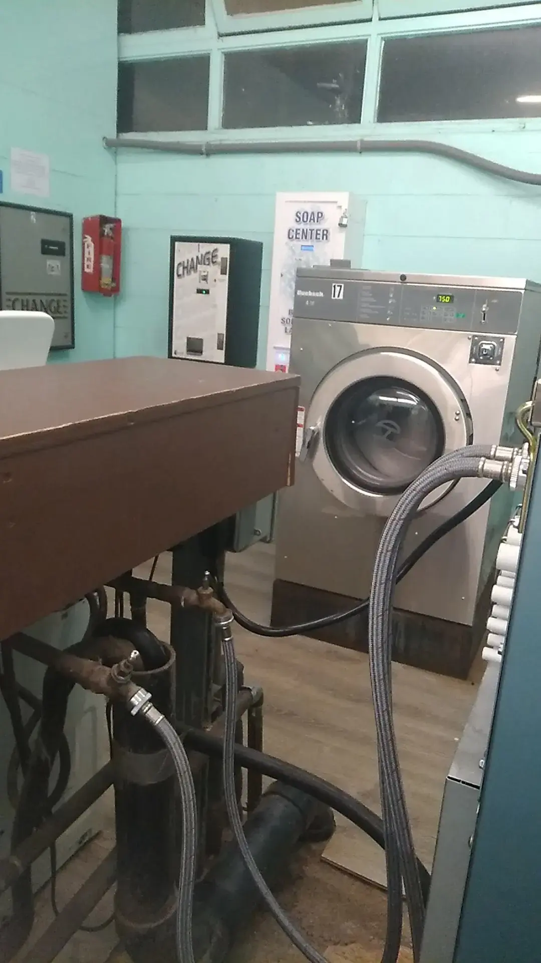 Kauai Laundromat thumbnail 7