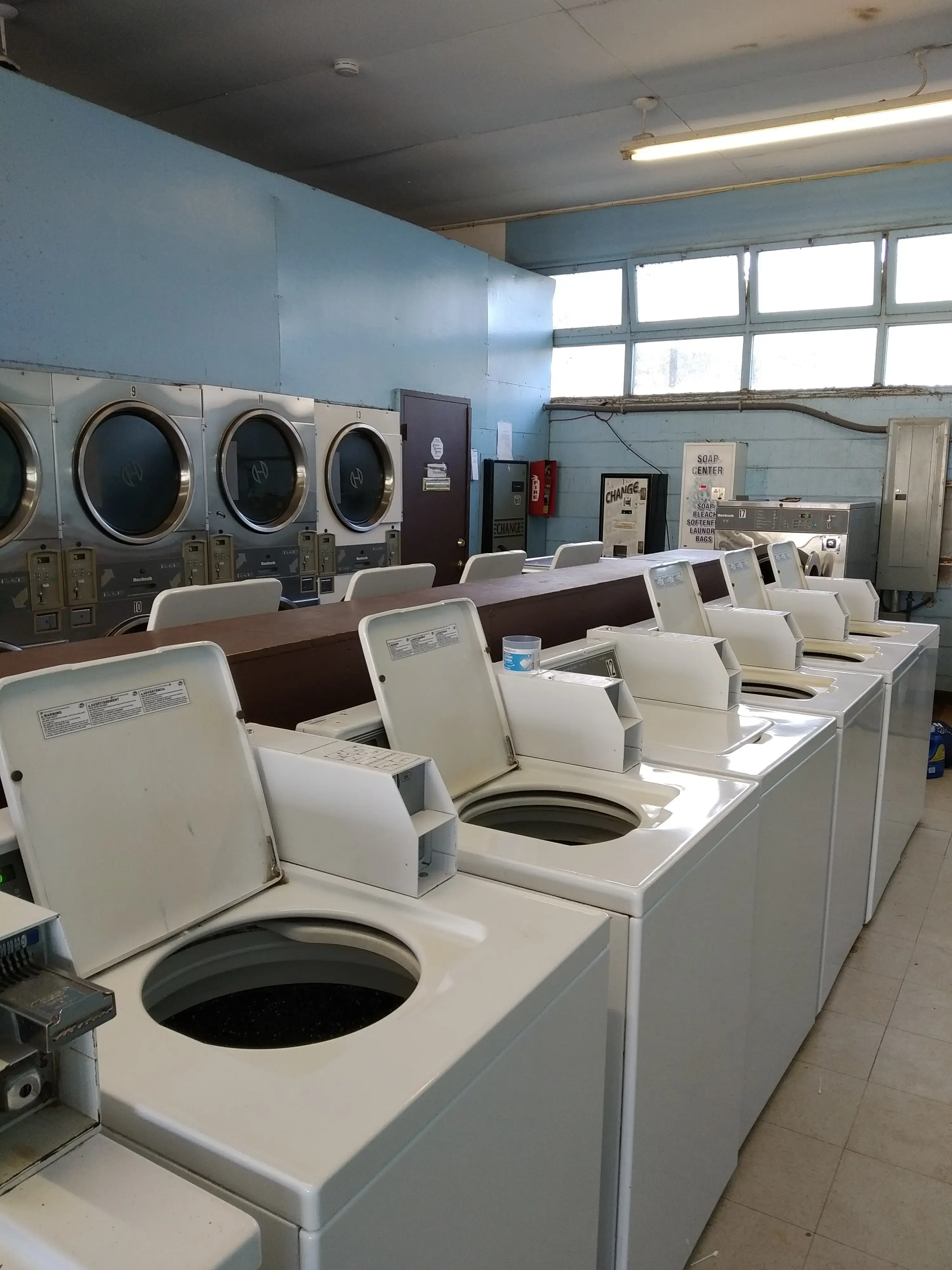 Kauai Laundromat thumbnail 1