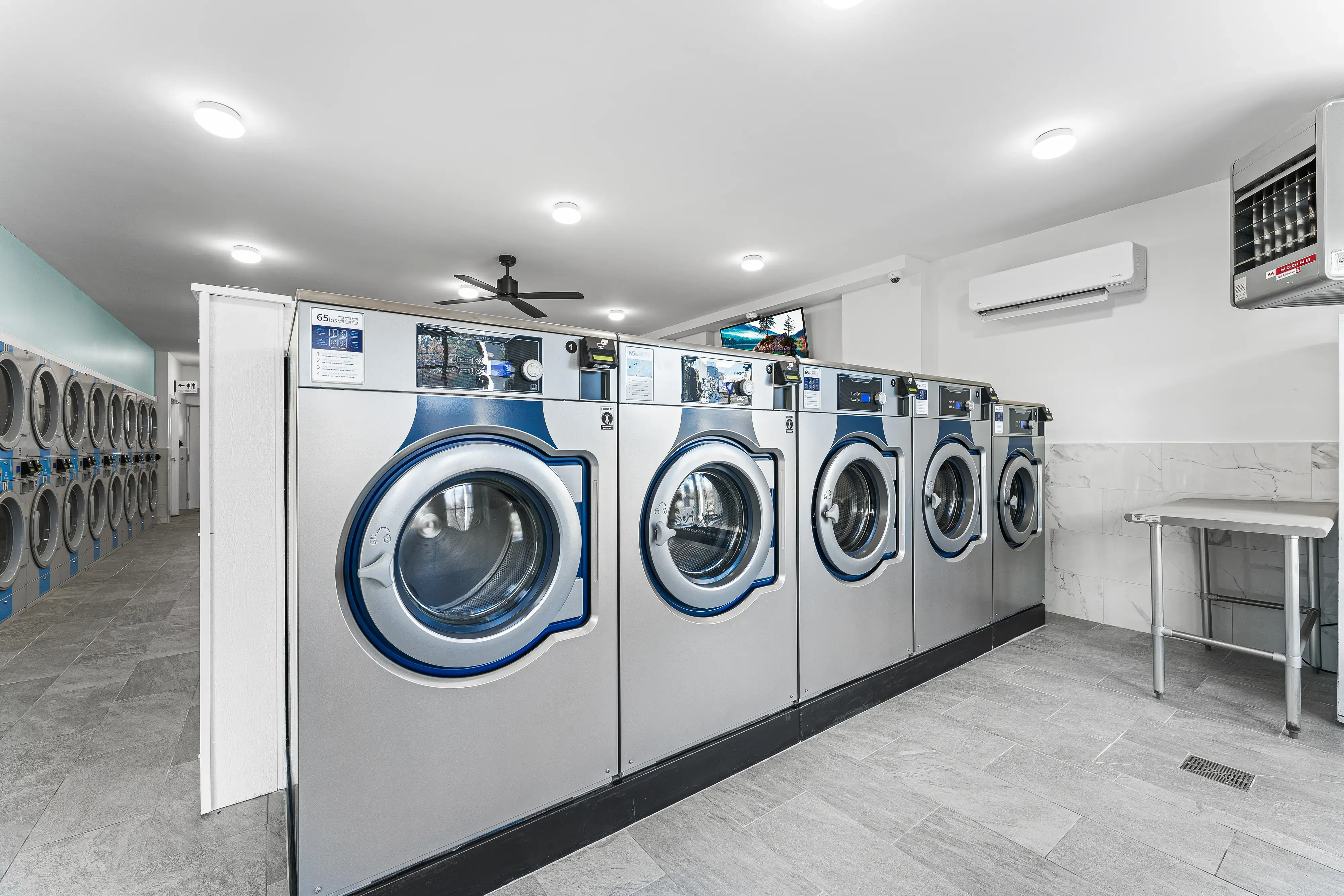 Kay's Laundromat thumbnail 1