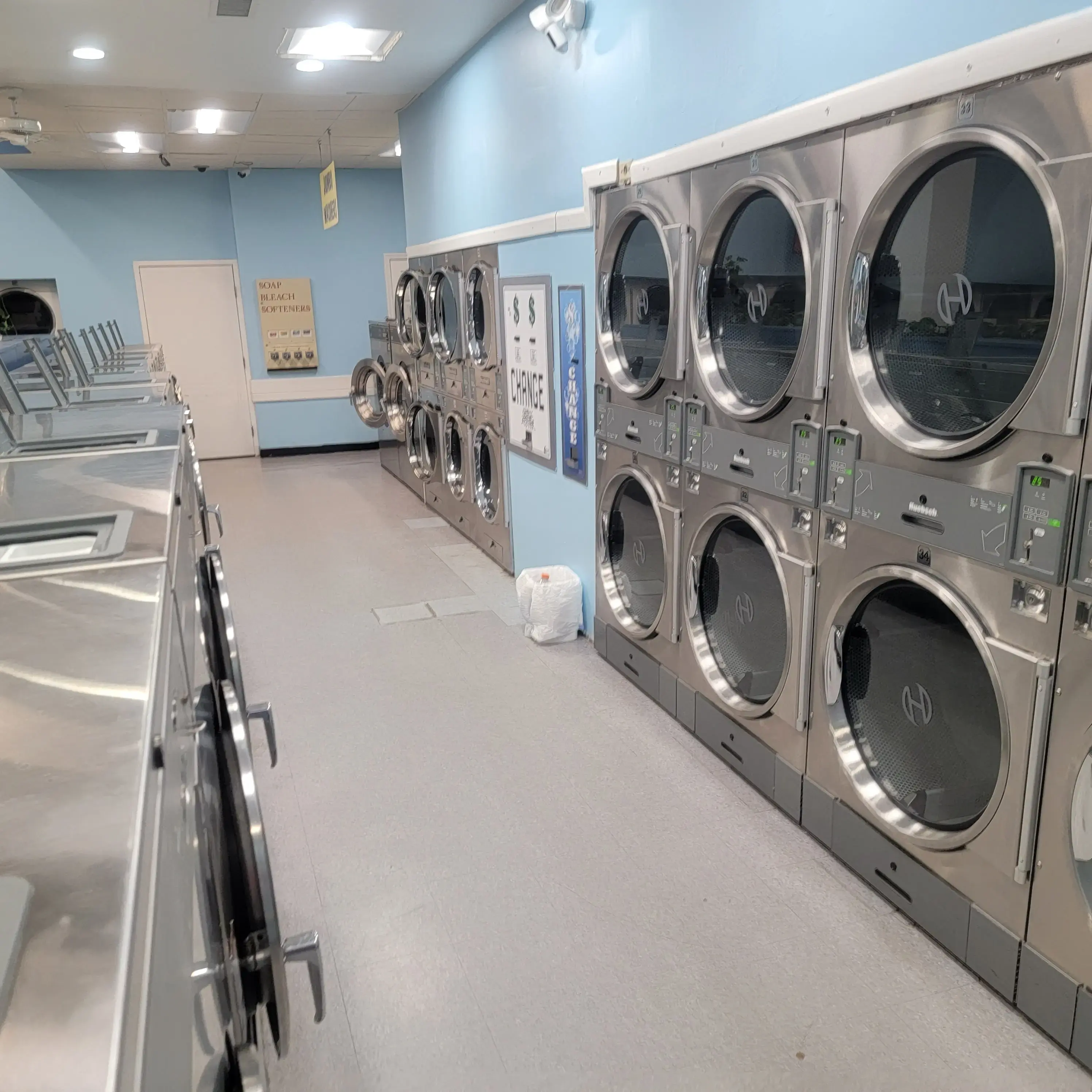 KC Laundry thumbnail 16