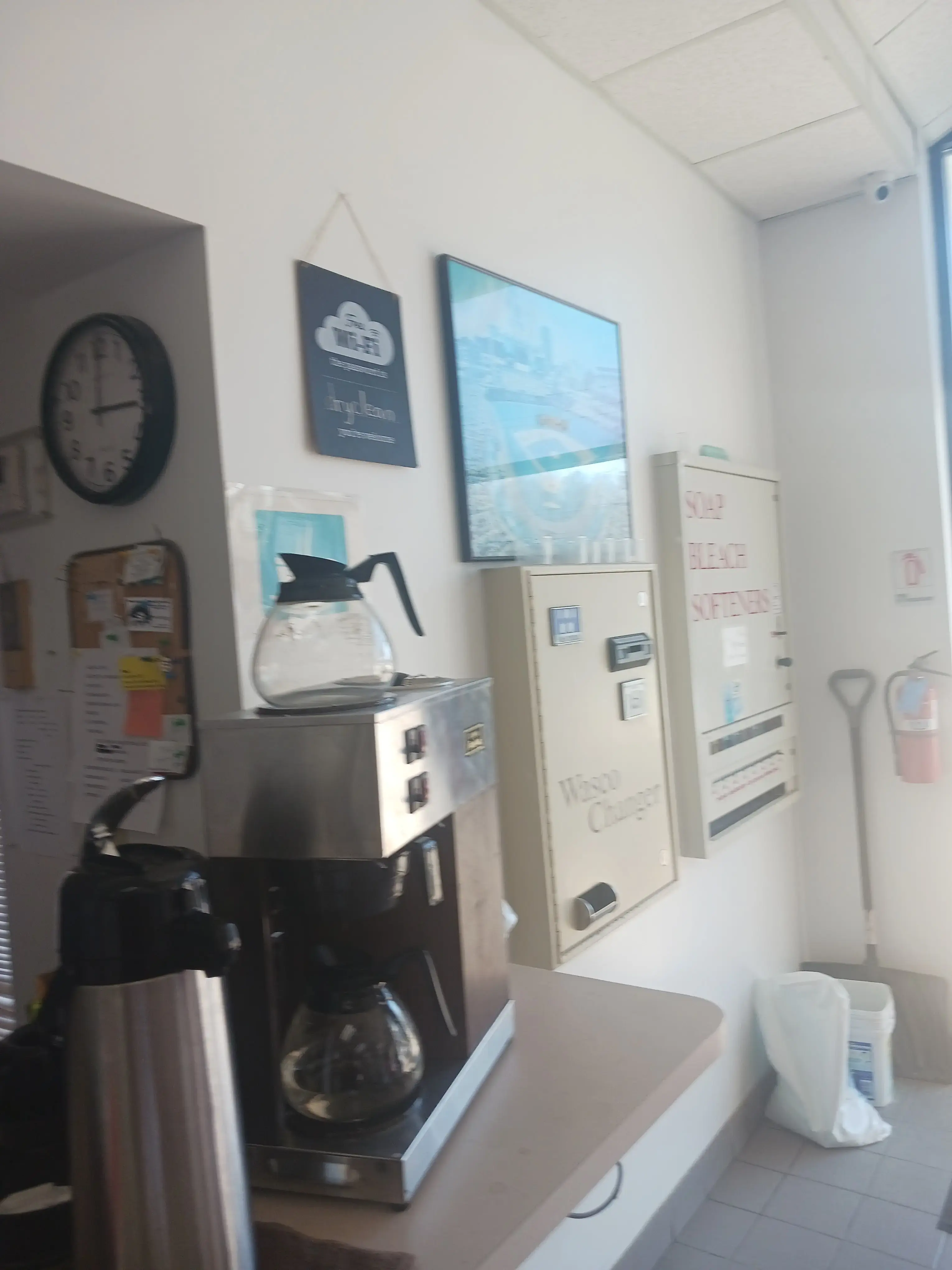 Keeners Family Cleaners - Image 7