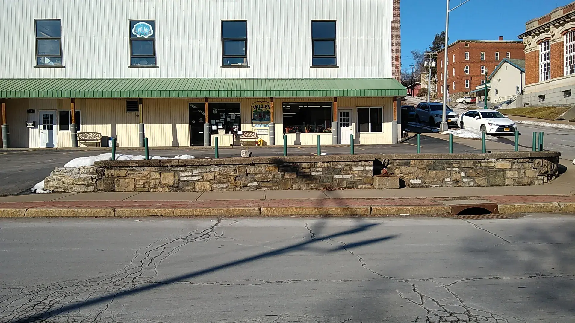 Keep Making Suds Laundromats - Image 3