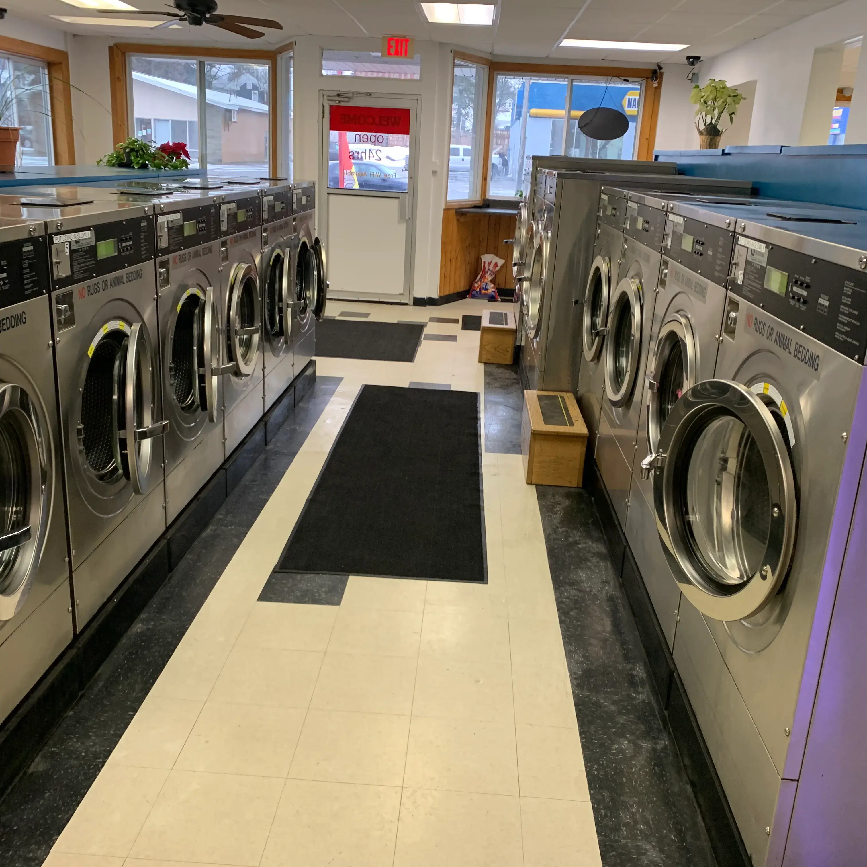 Keep Making Suds Laundromats - Image 20