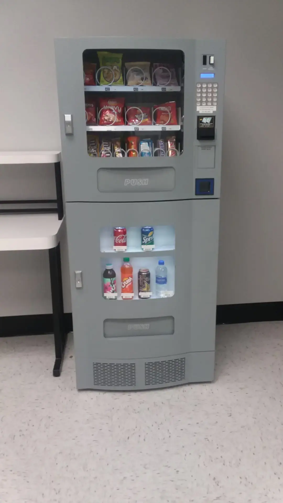 Keizer Laundromat thumbnail 13