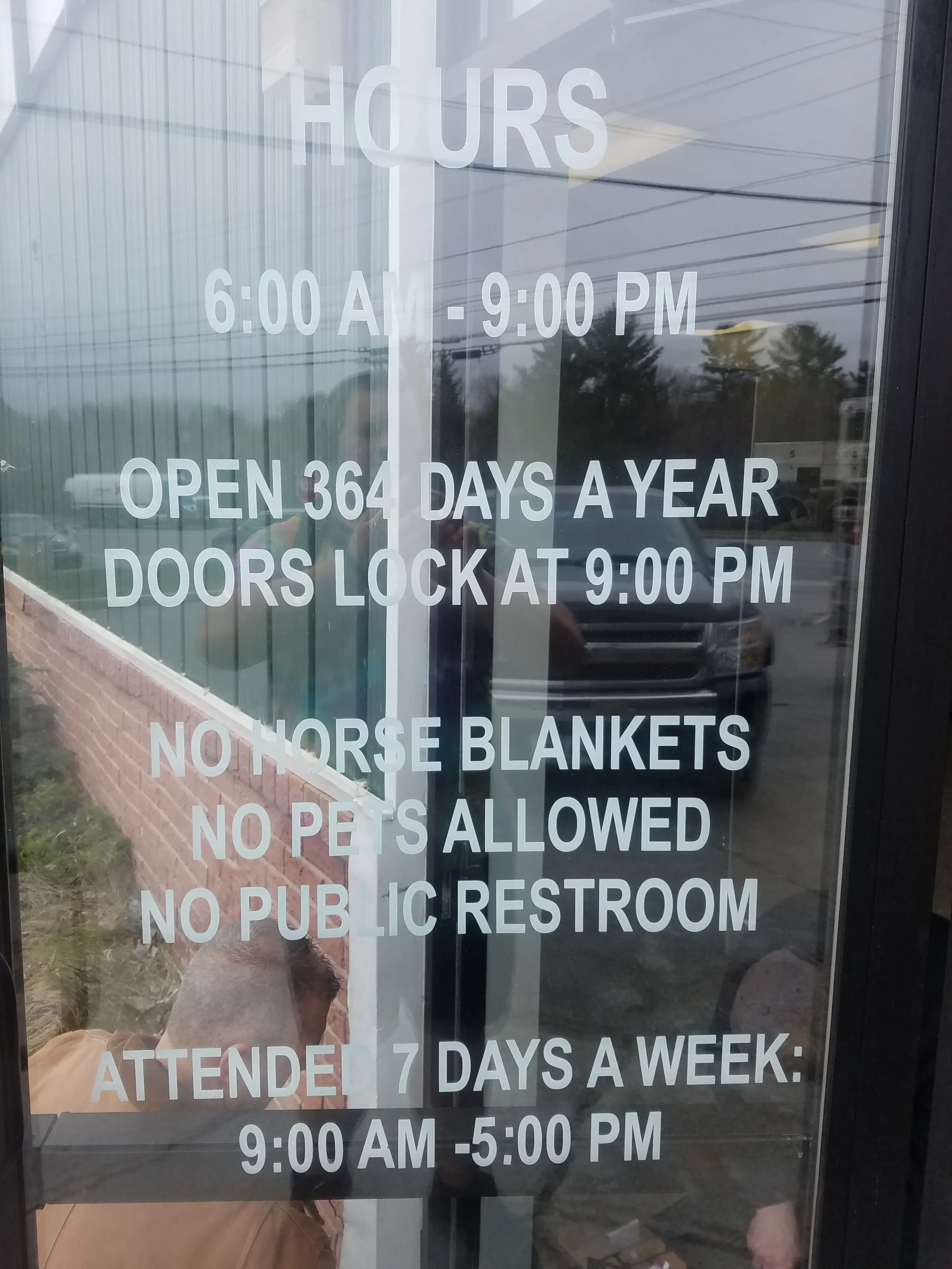 Kelley's Laundromat - Image 8