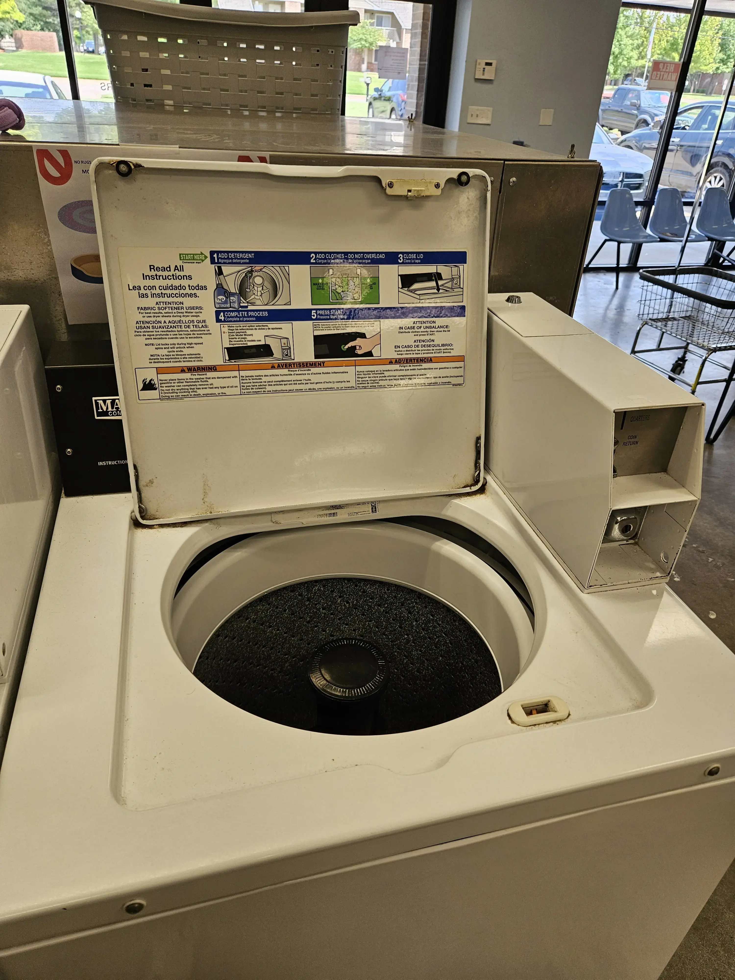 Kelly Ave Coin Op Laundry thumbnail 5