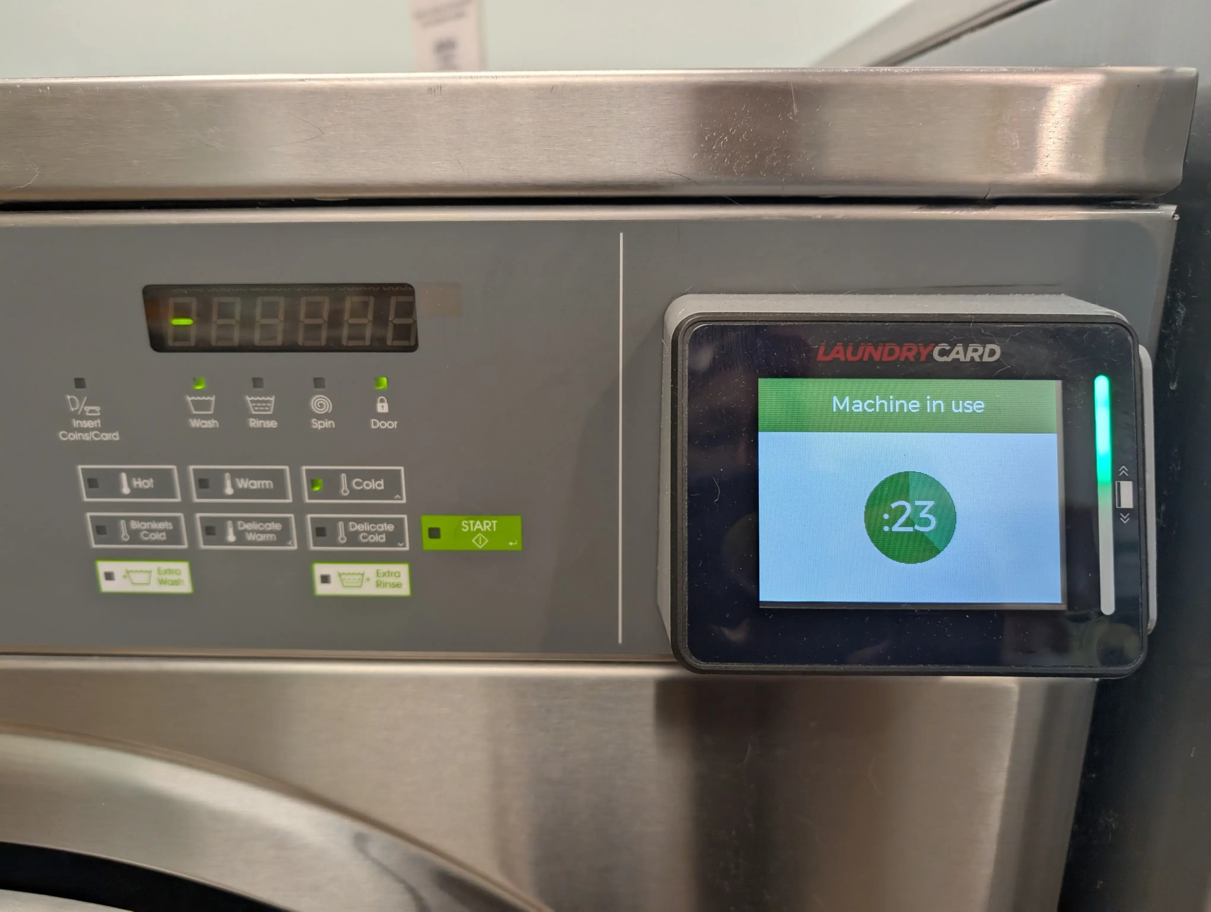Kenwood Laundromat - Image 14
