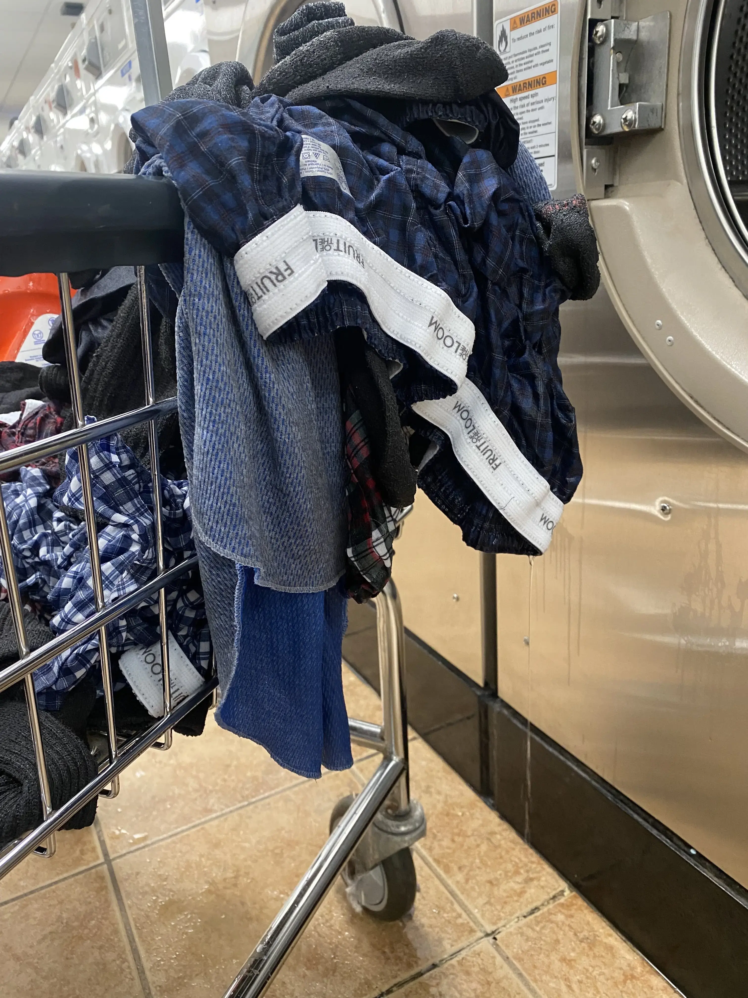Kenwood Laundromat thumbnail 19
