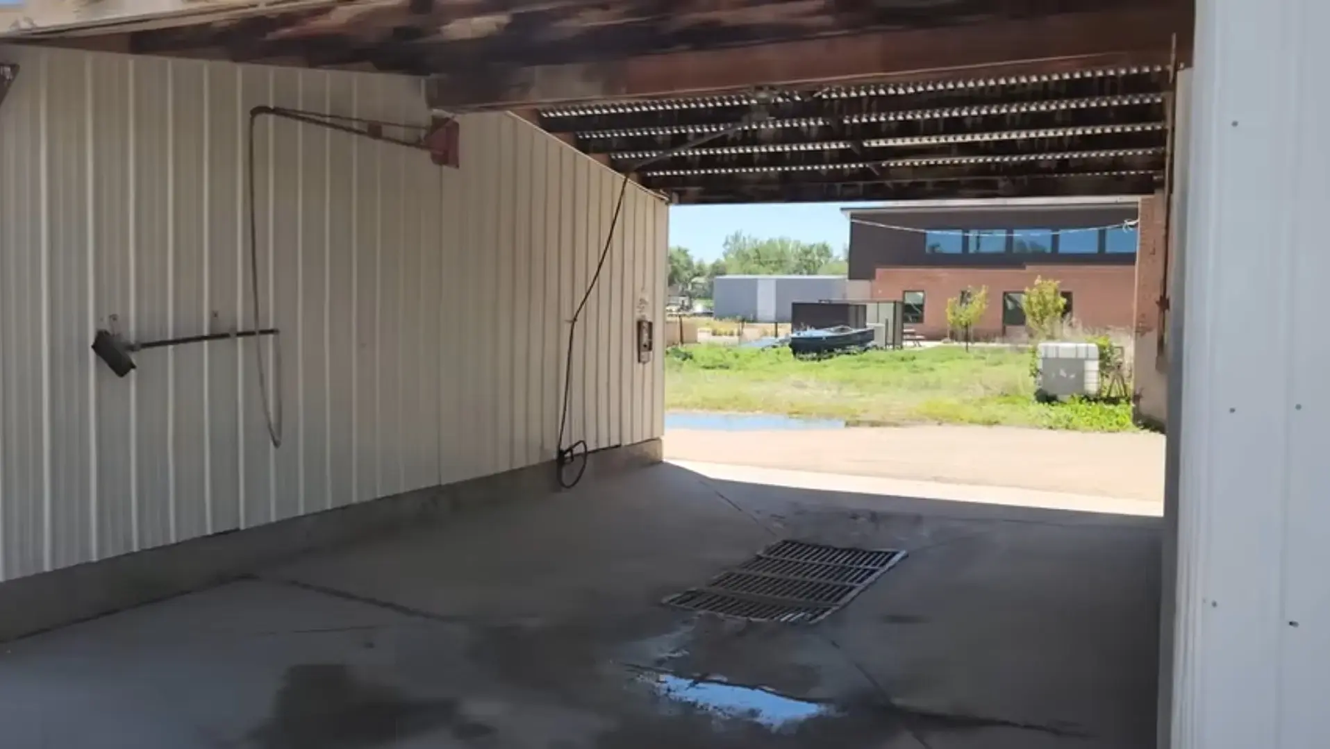 Kersey Laundromat - Image 5