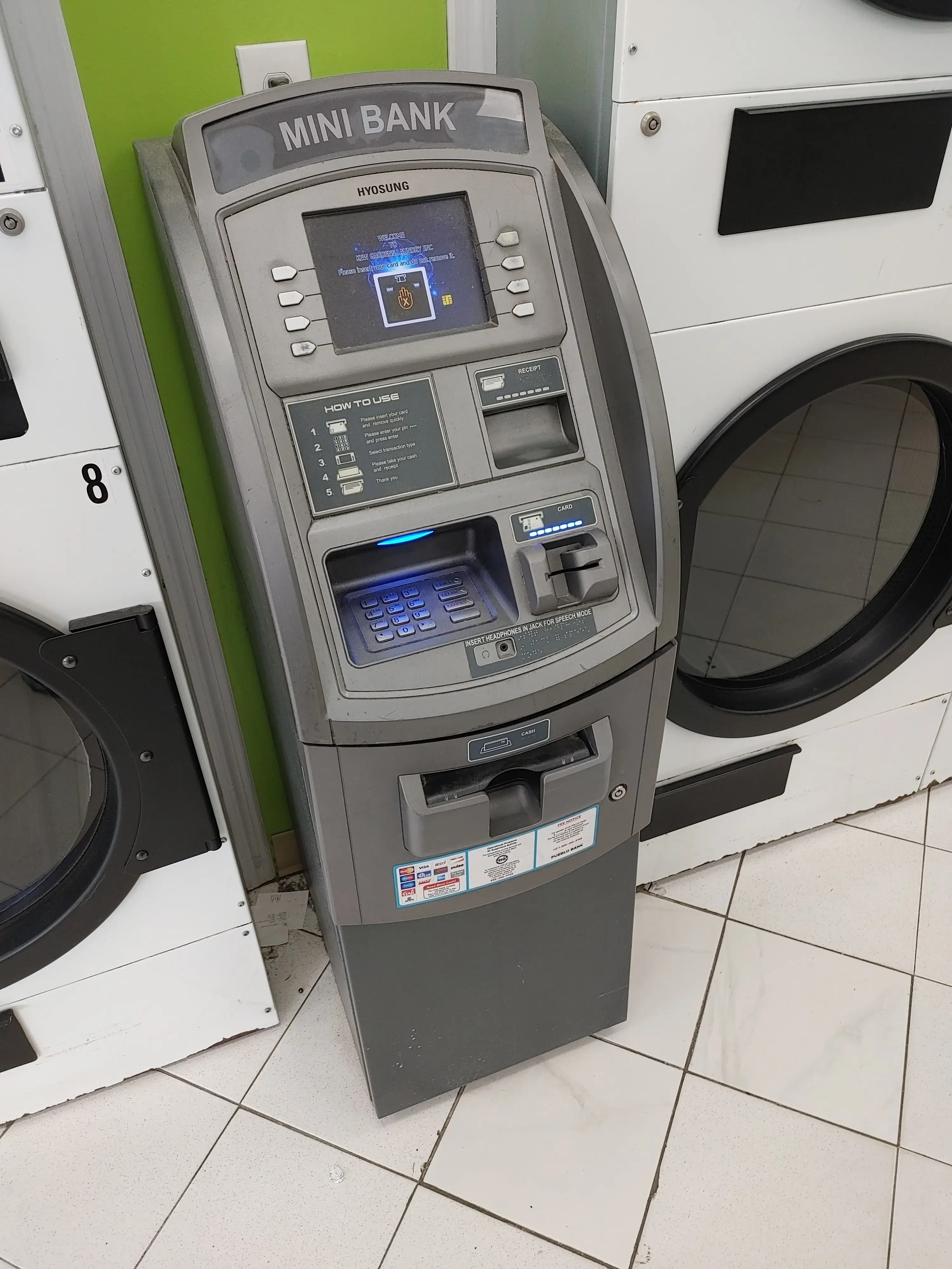 Kew Gardens Laundromat thumbnail 7