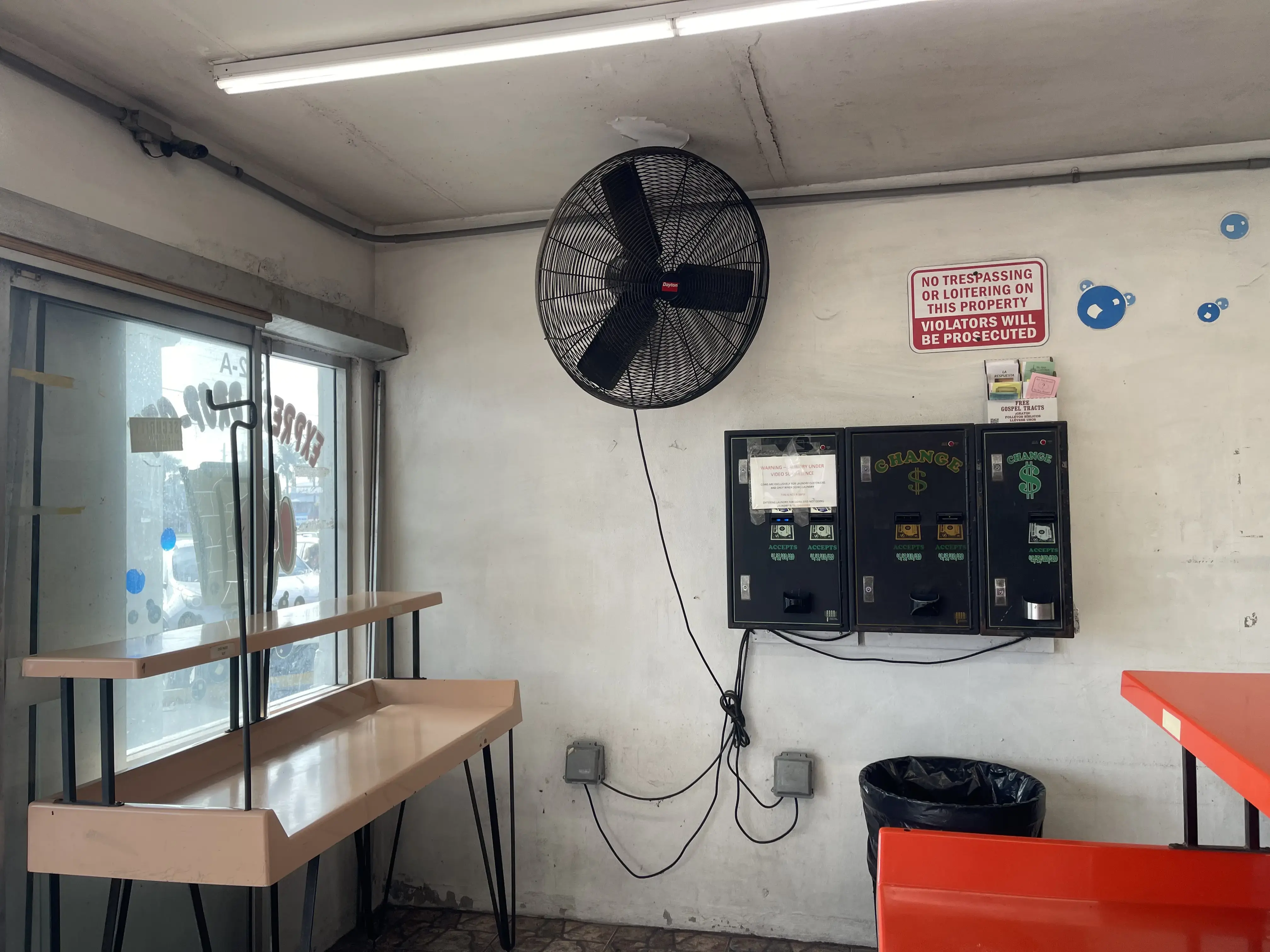 Key West Launderette thumbnail 9