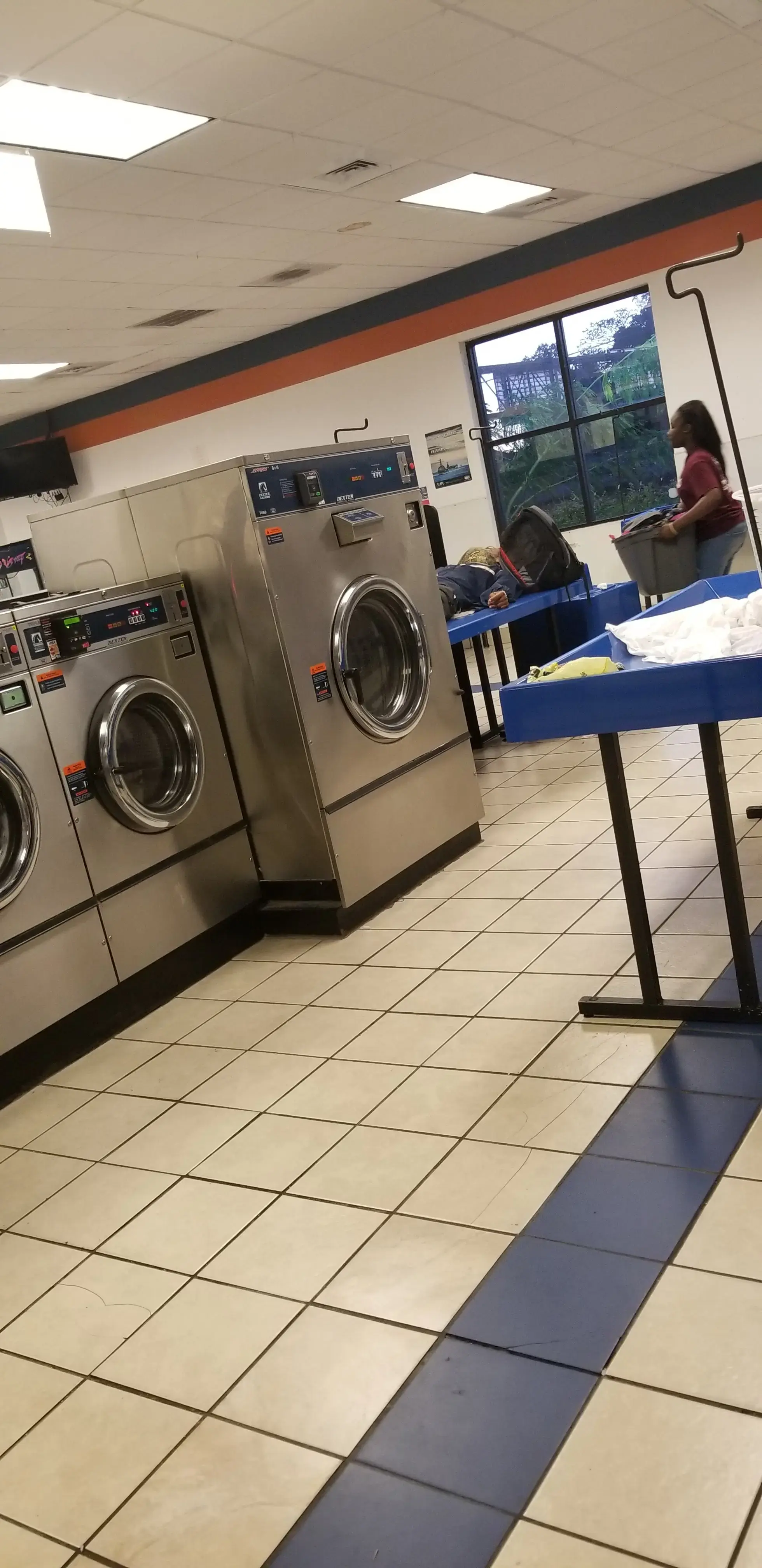 Keyway Supersudz Laundry - Image 11