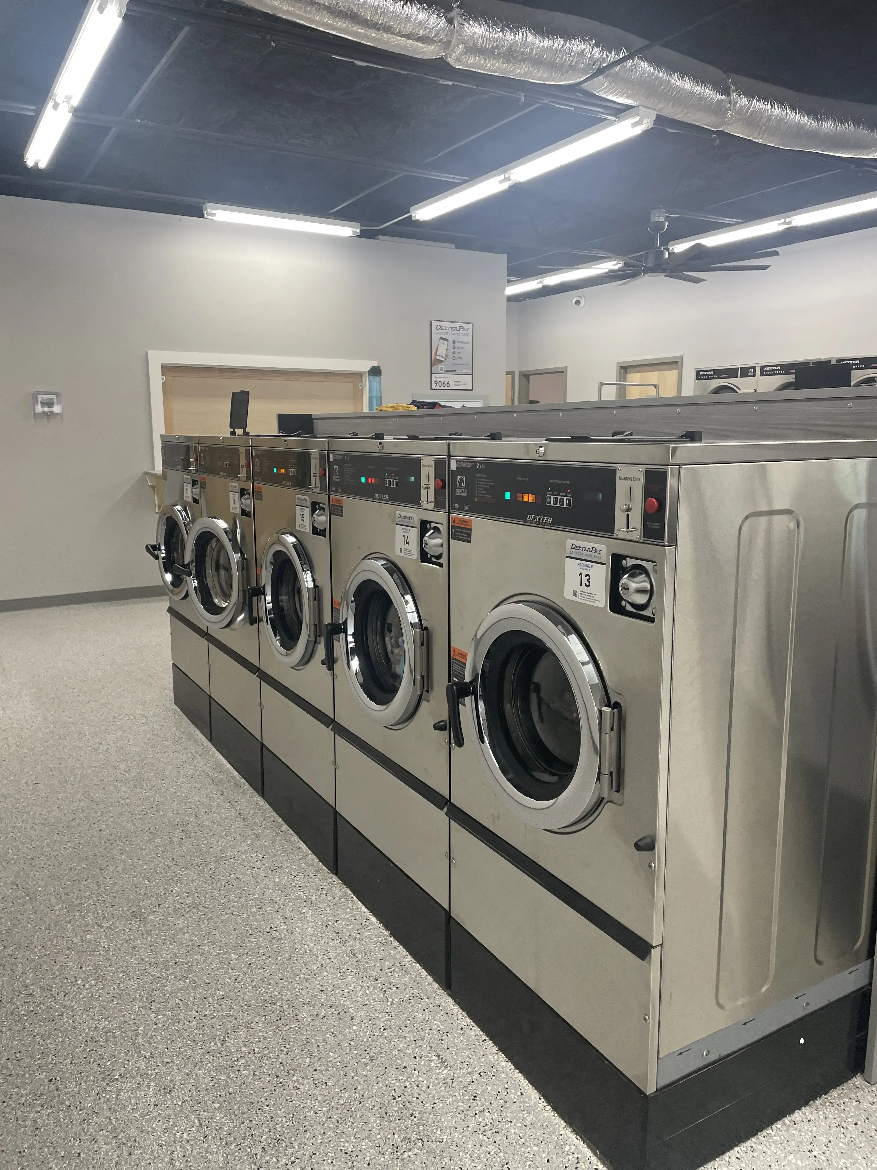 Kimberling city laundry thumbnail 14