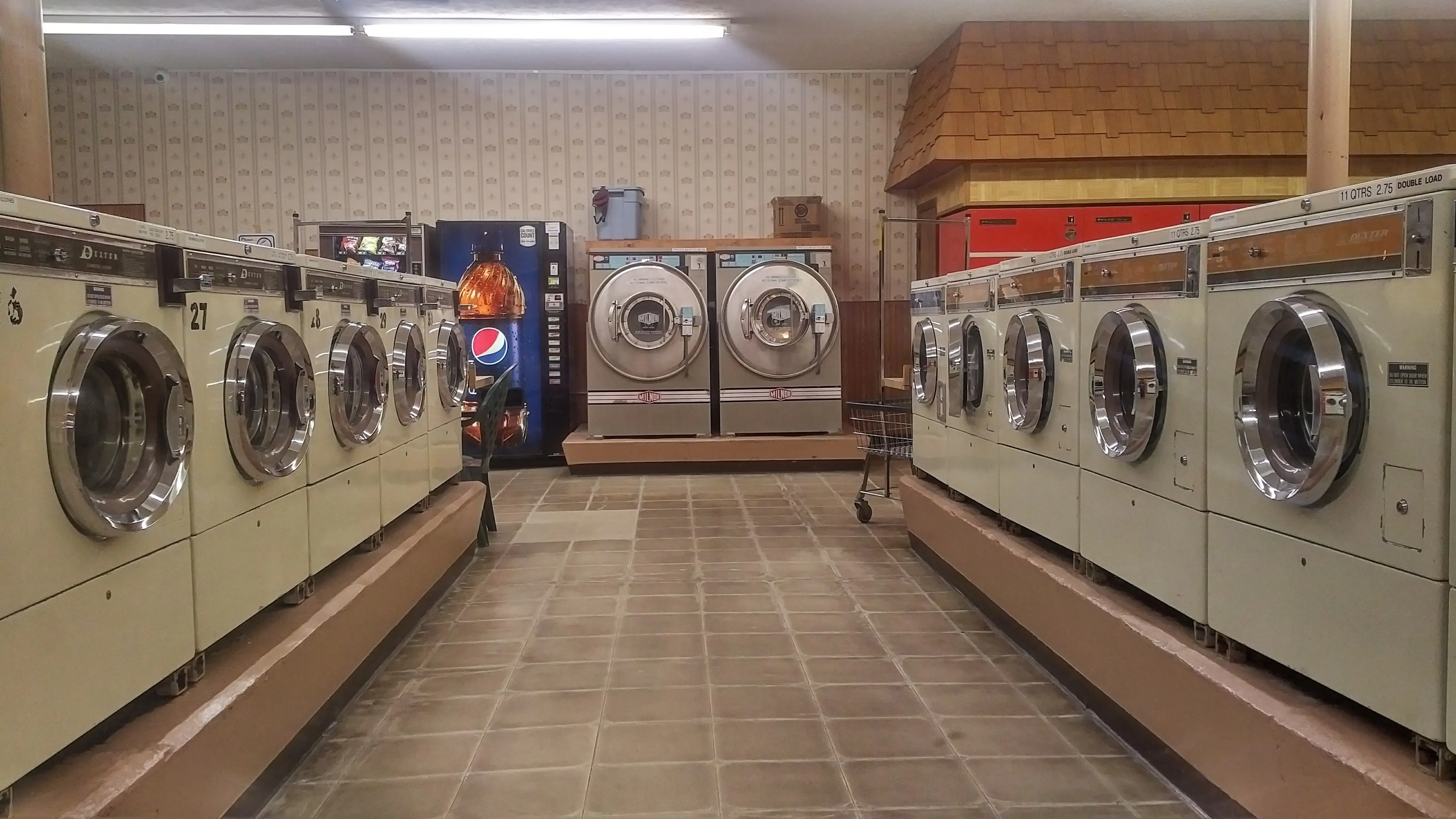 King Koin Laundromat thumbnail 10