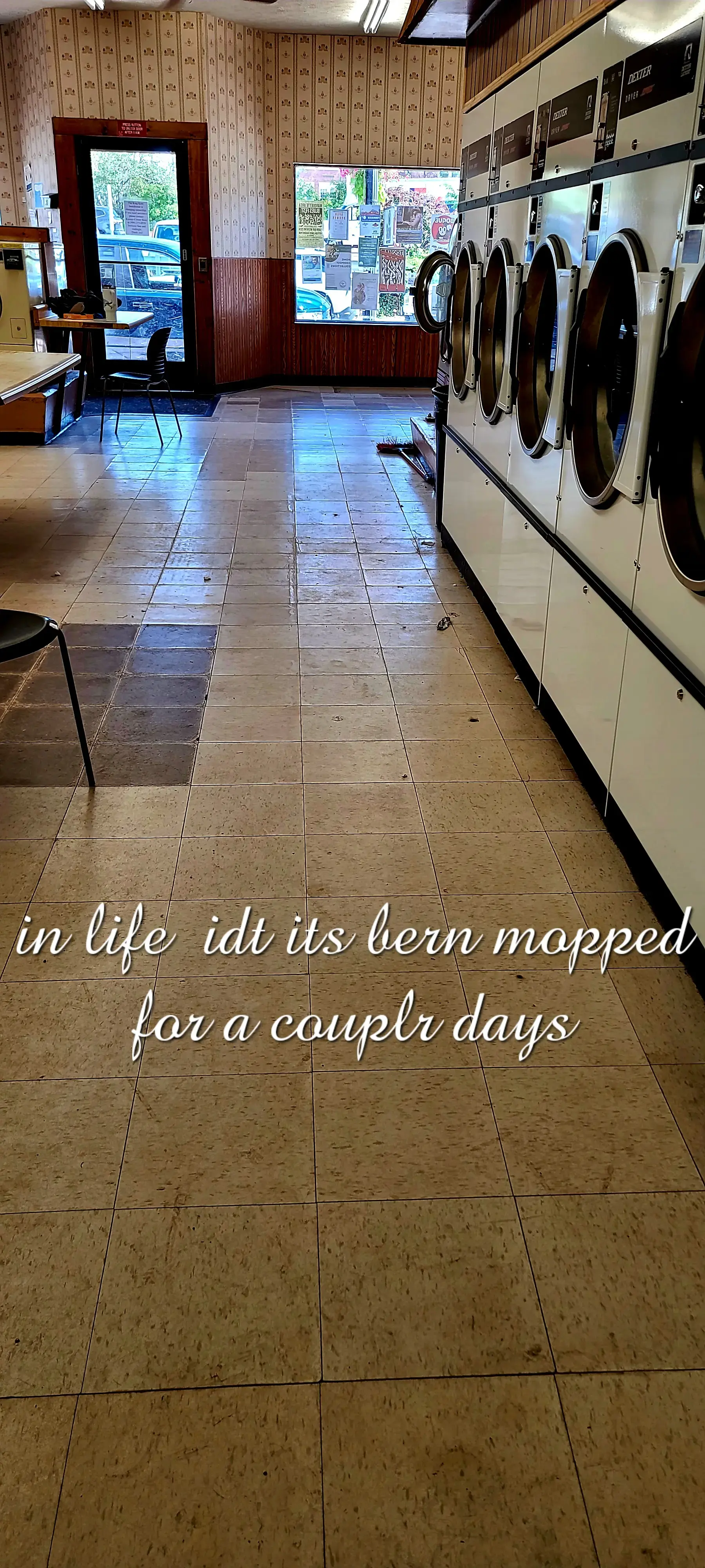 King Koin Laundromat thumbnail 2