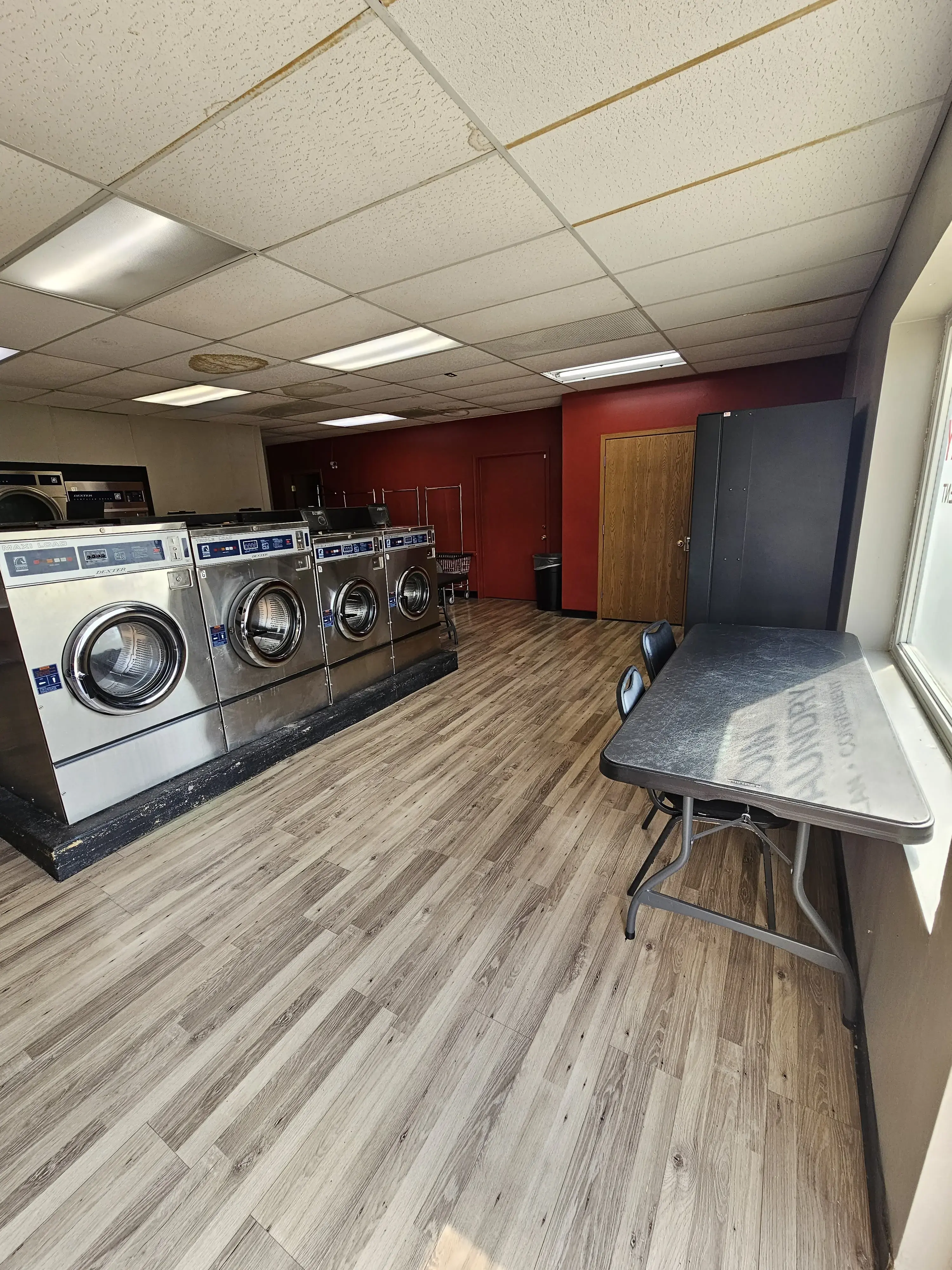 King Laundromat thumbnail 15