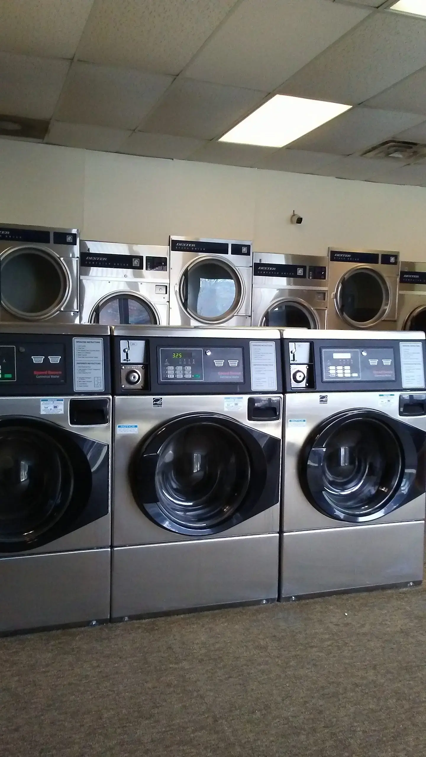 King Laundromat - Image 9