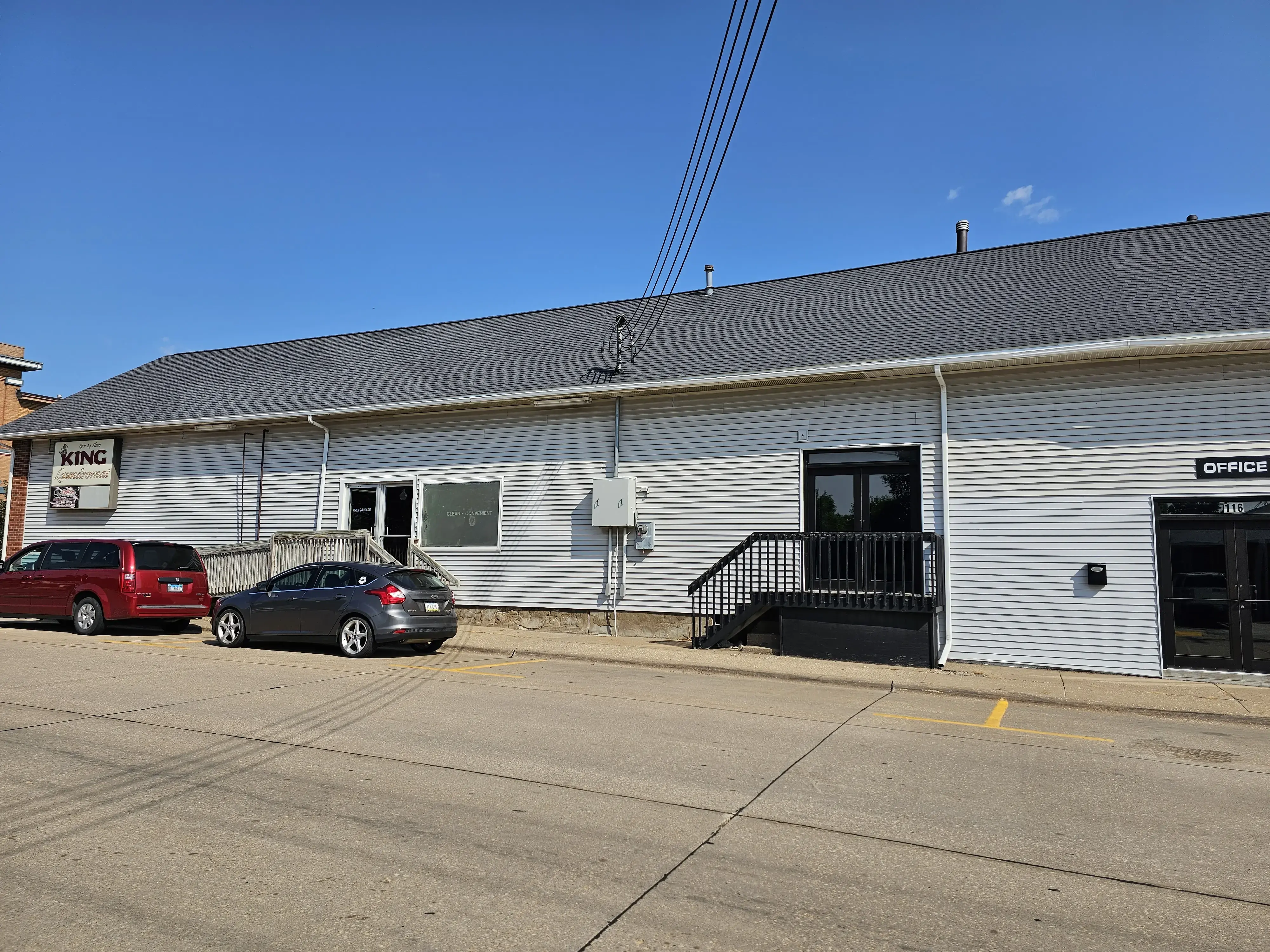 King Laundromat thumbnail 3