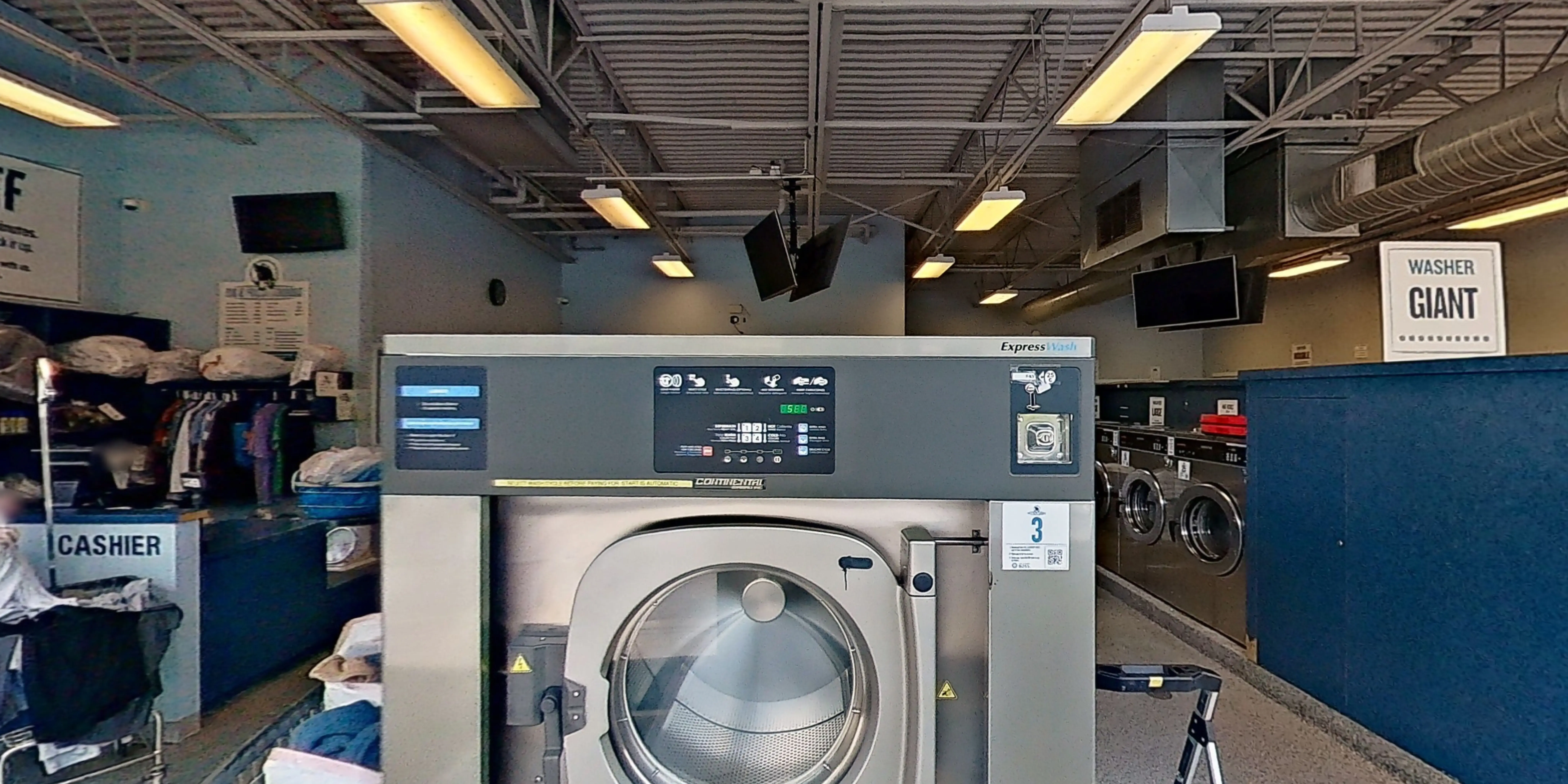 King Of Prussia Laundromat - Image 14