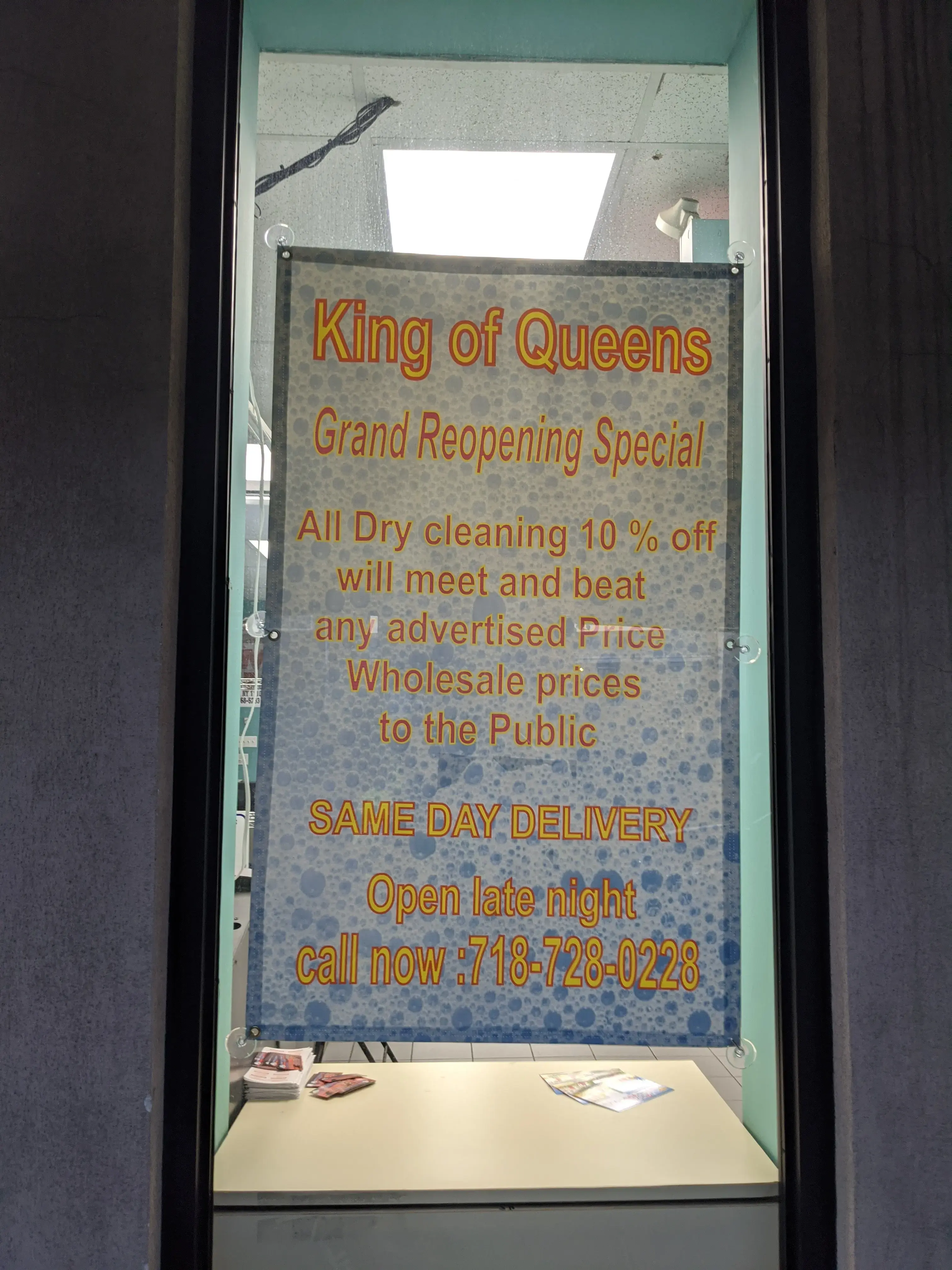 King of Queens Laundromat thumbnail 15