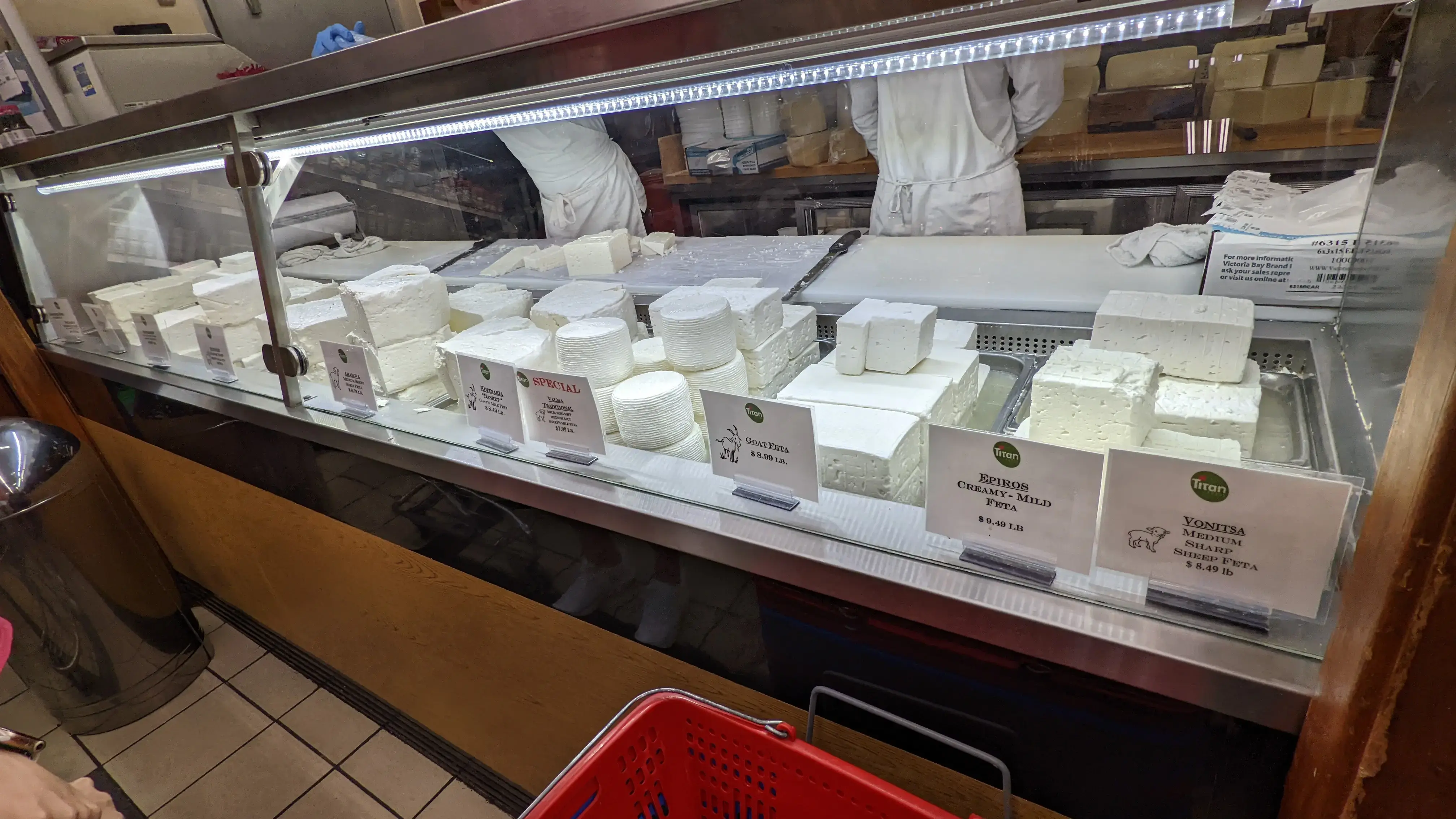 King of Queens Laundromat - Image 12