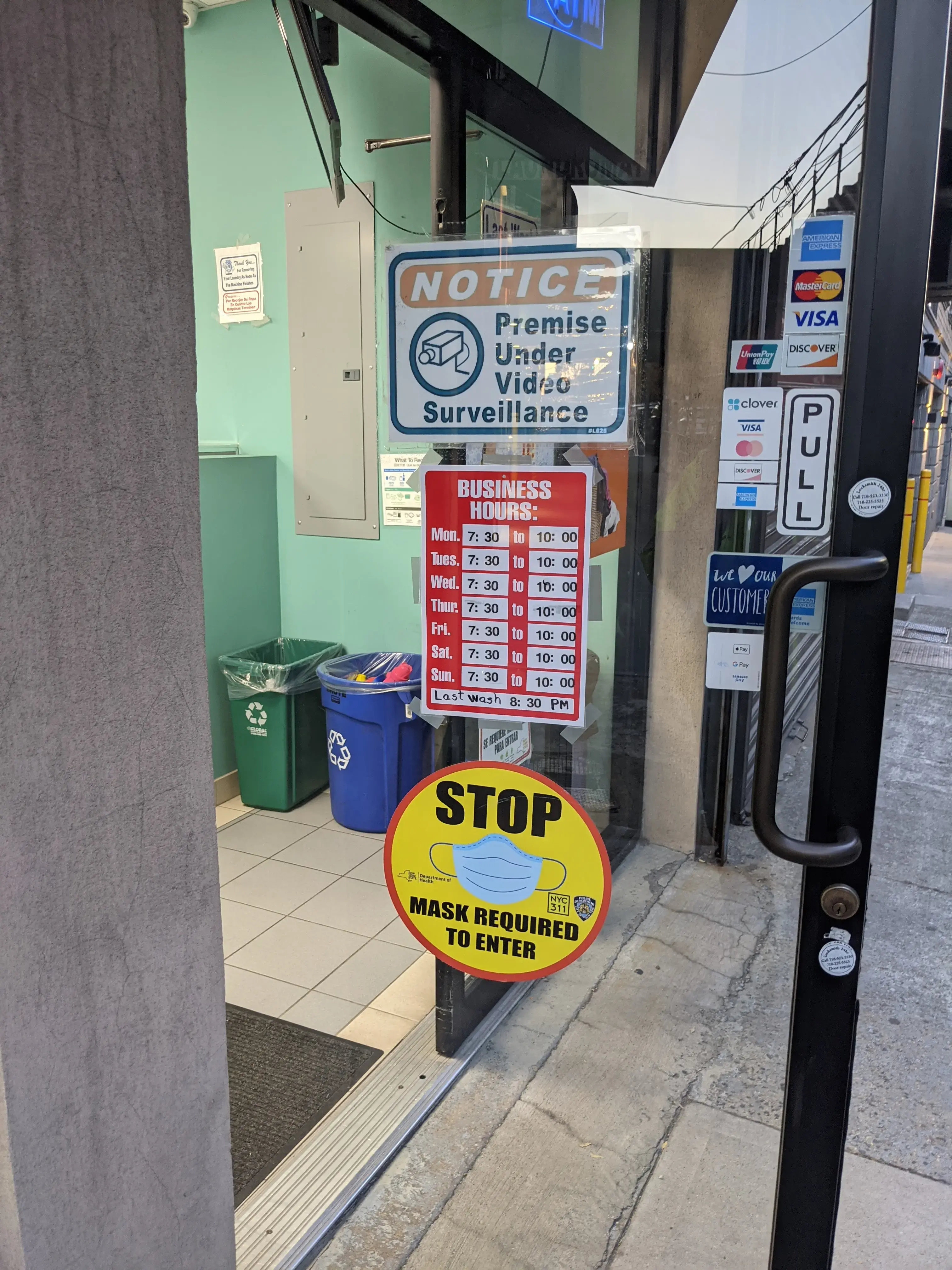 King of Queens Laundromat - Image 6