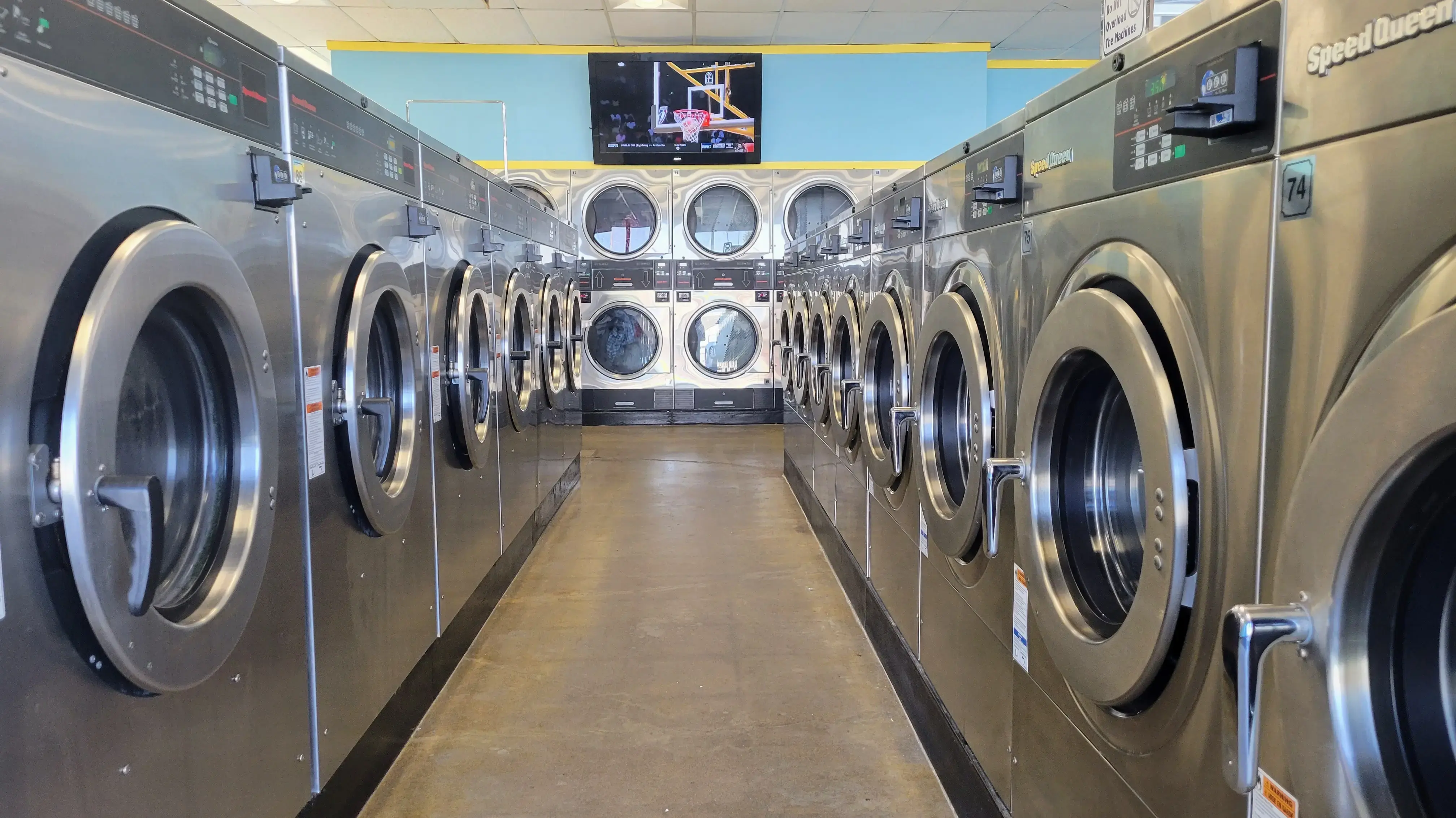King Pelican Laundromat location