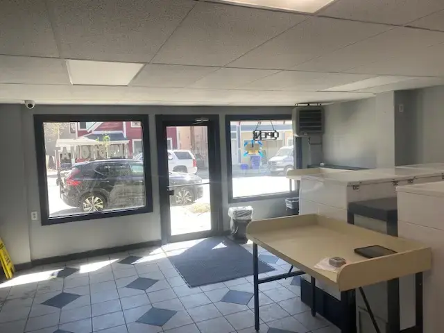 King Street Laundry - Image 5