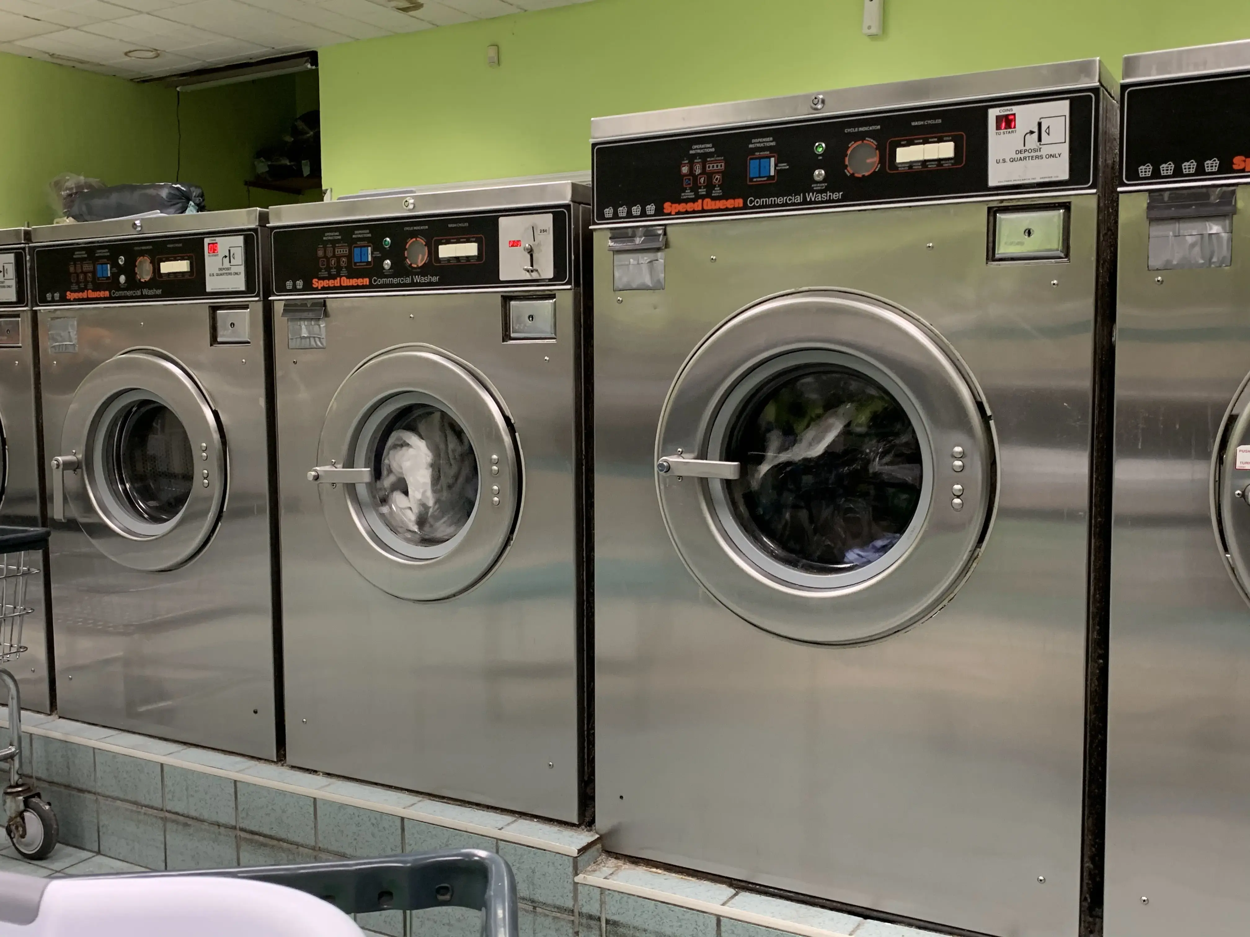 King Wash Laundromat thumbnail 2