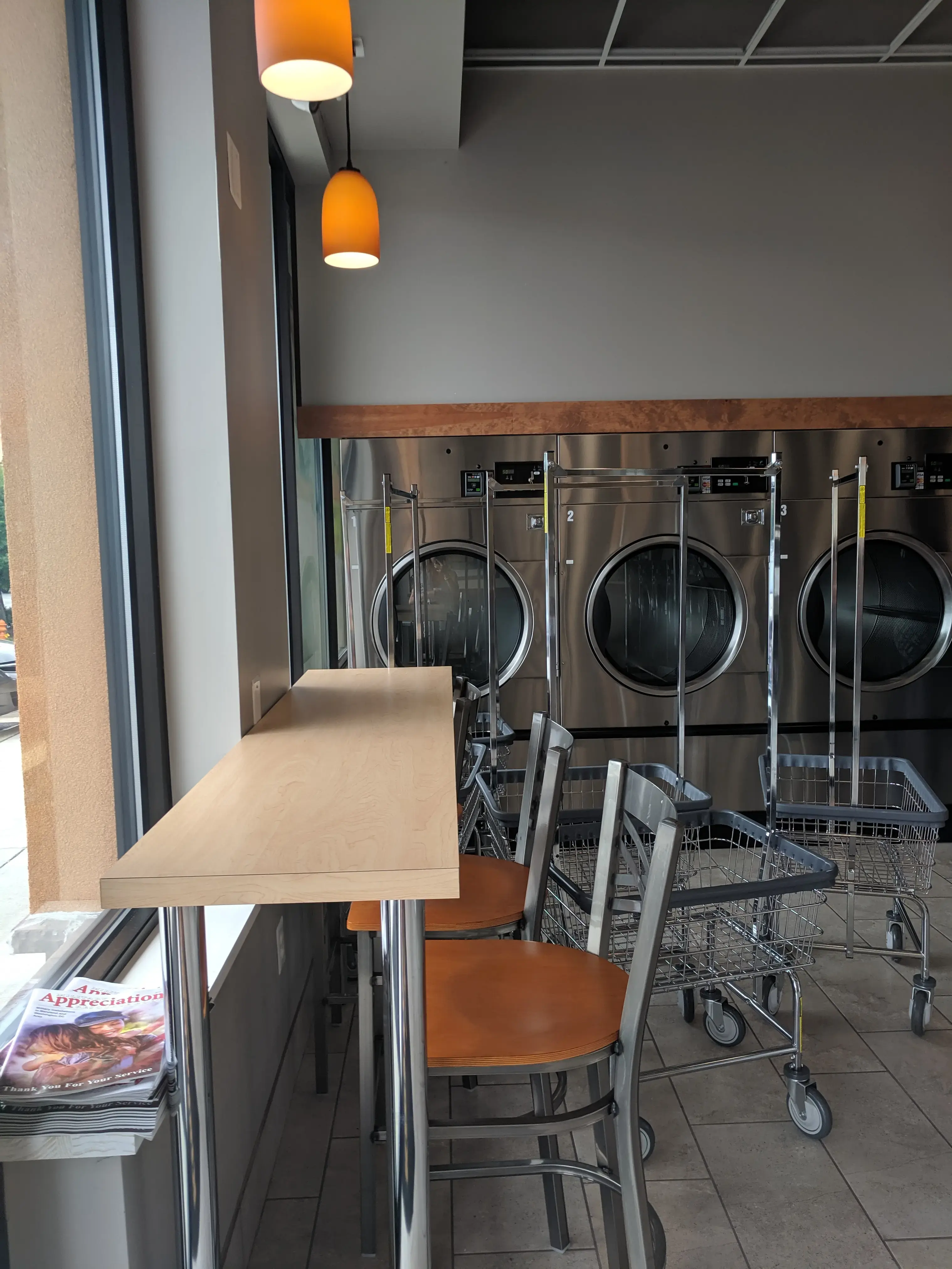 Kings Laundromat - Image 16