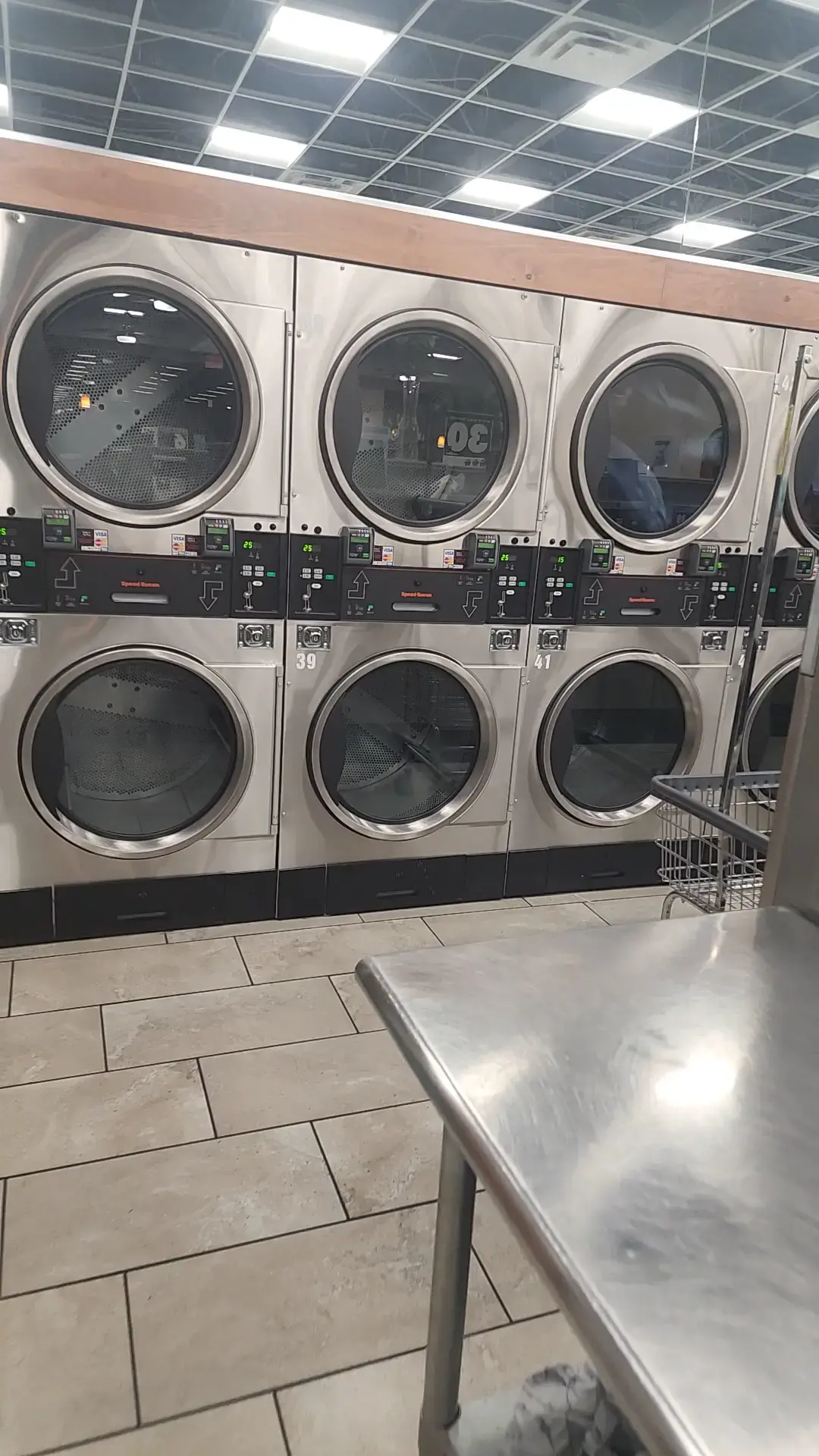Kings Laundromat thumbnail 8