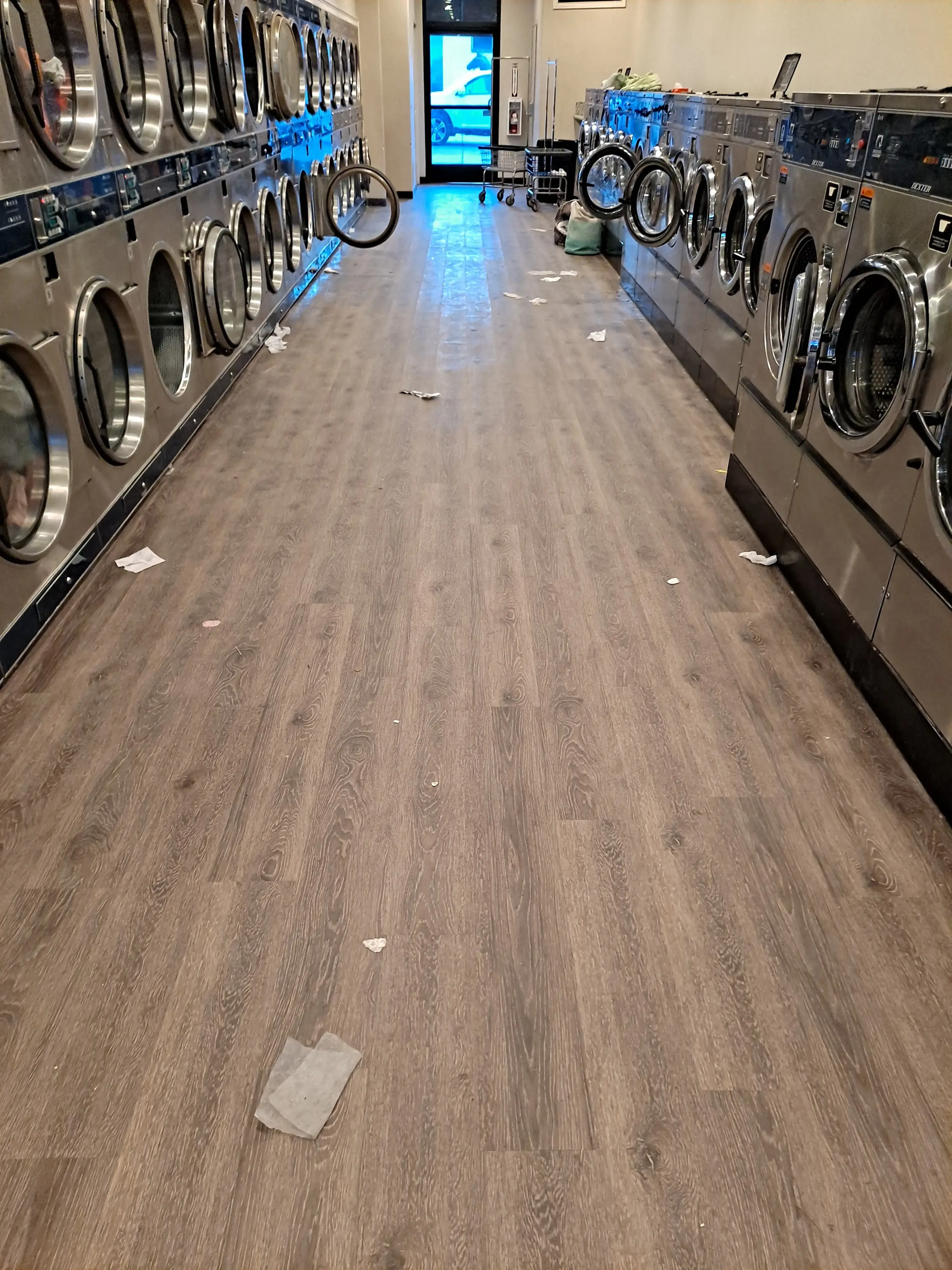 Kingsburgs Laundry Room - Image 2