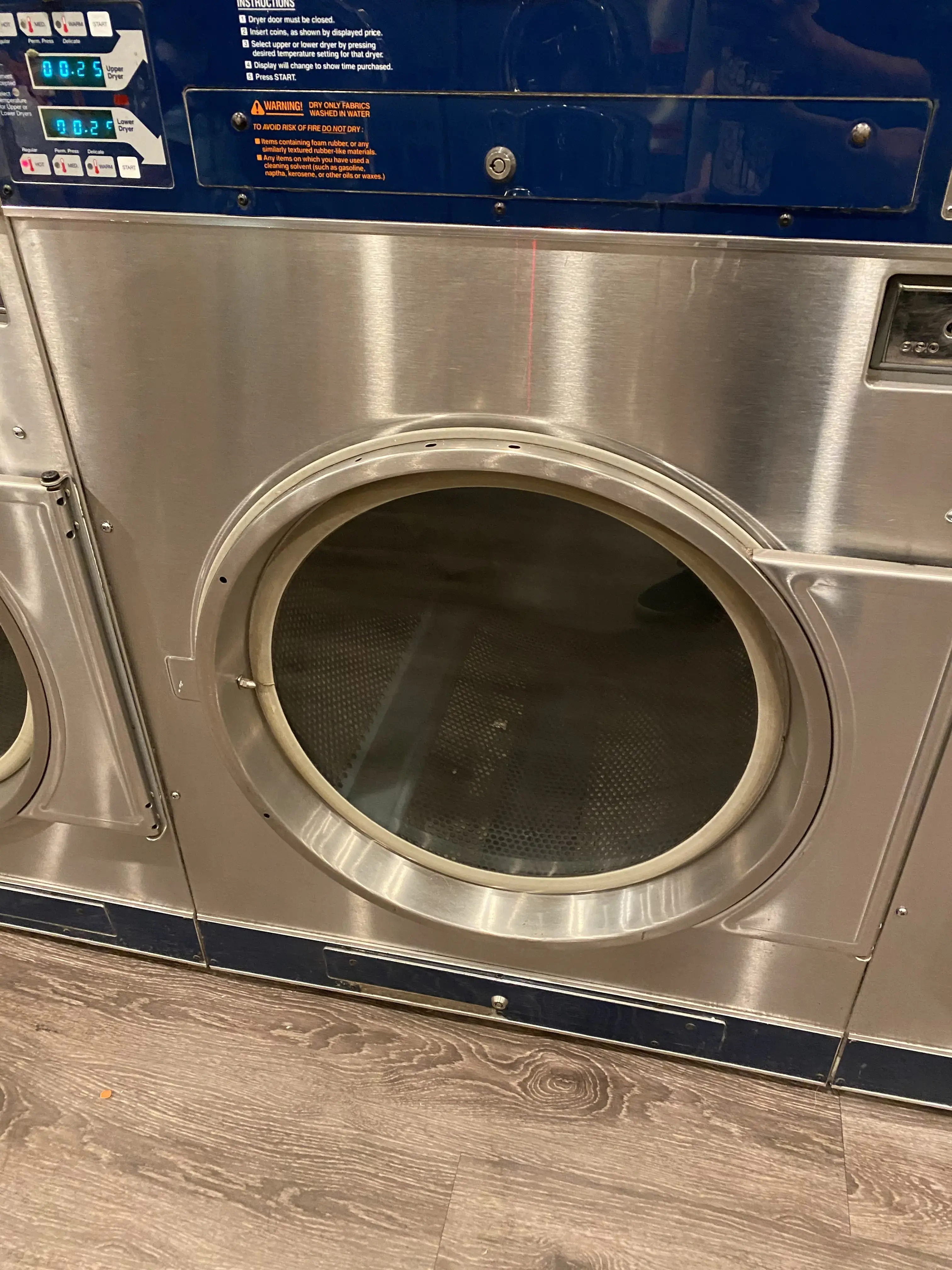 Kingsburgs Laundry Room thumbnail 13