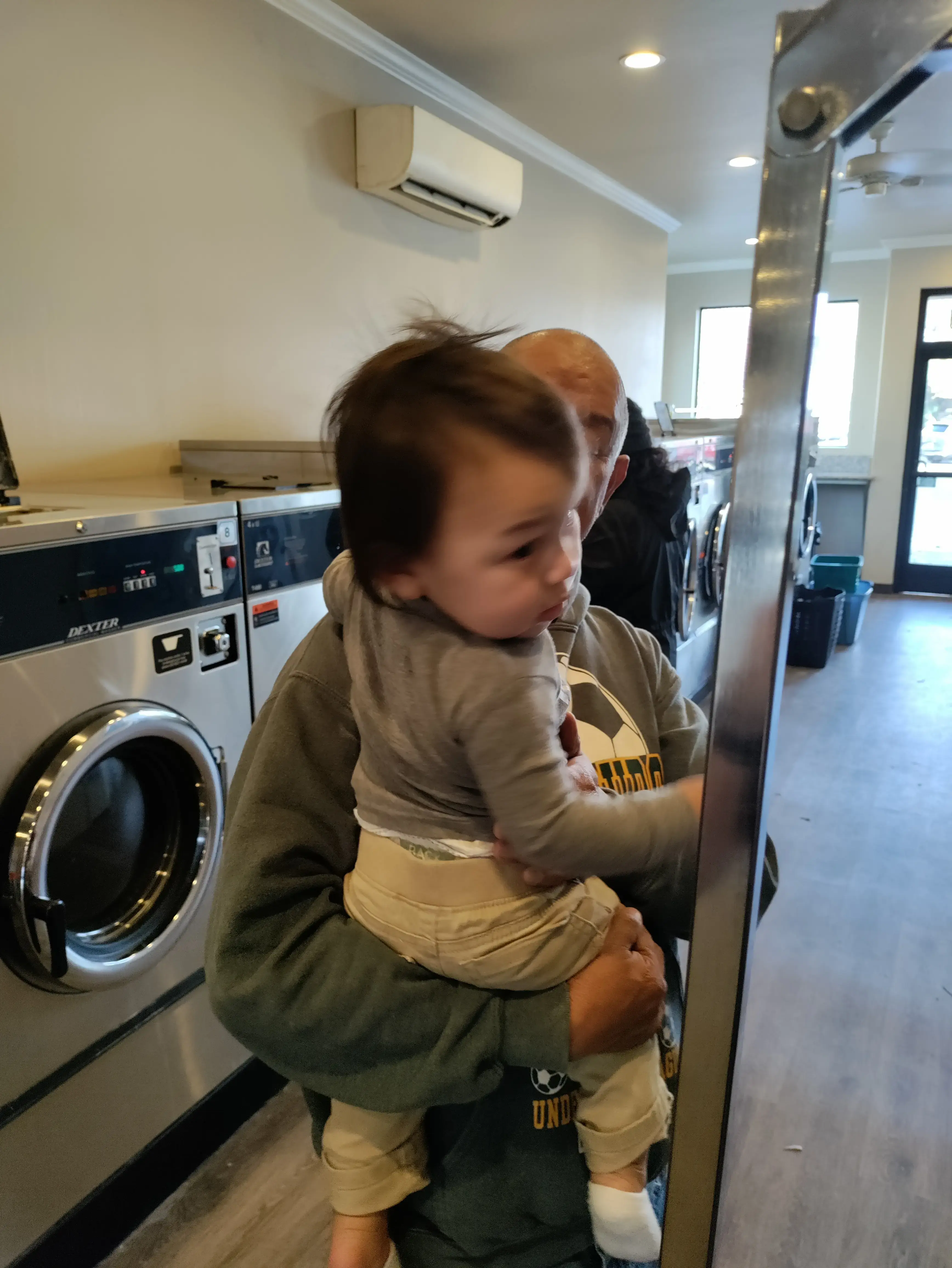 Kingsburgs Laundry Room - Image 5