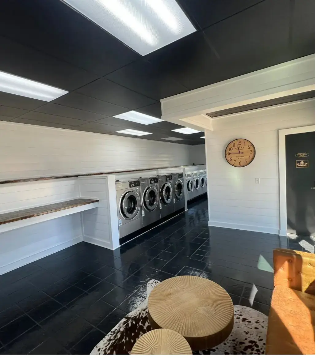 Kingsman Coin Laundry - Image 9